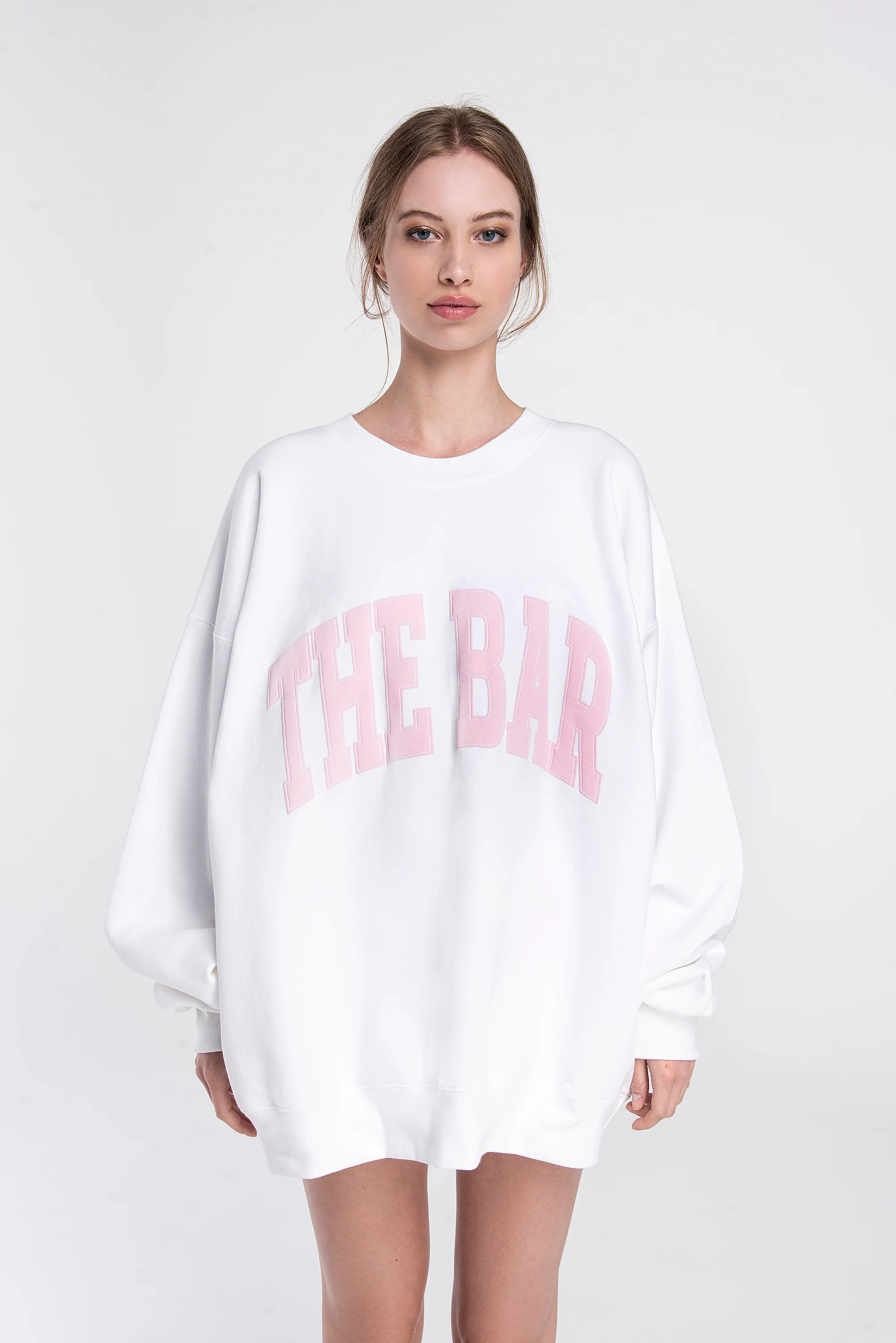 VARSITY SWEATSHIRT WHITE/BLUSH | The Bar