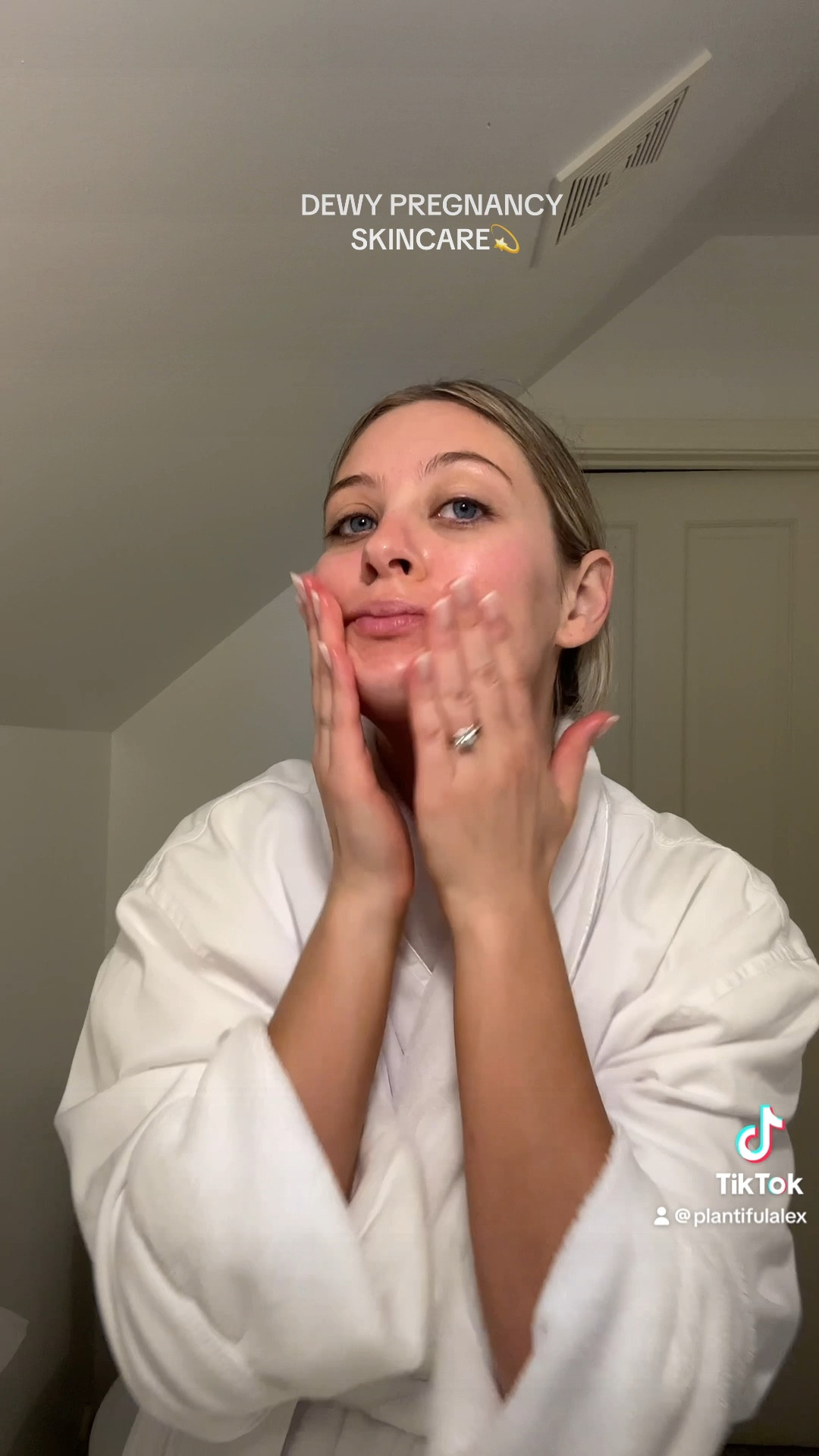 Dewy pregnancy skincare💫

#LTKBump #LTKBeauty