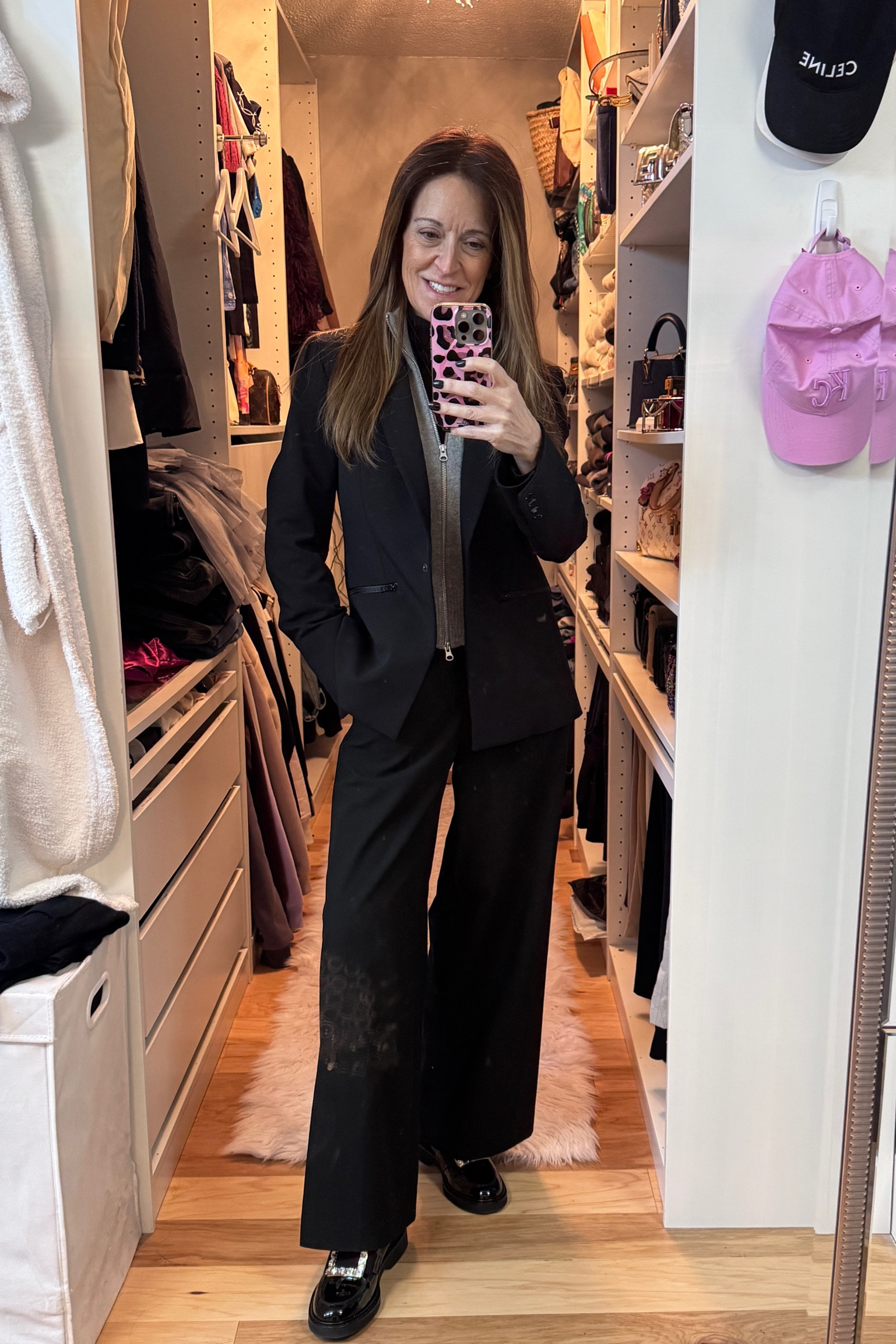 I love a blazer that allows you to add inserts. You can change up the look in seconds. So versatile 

#LTKOver40 #LTKMidsize