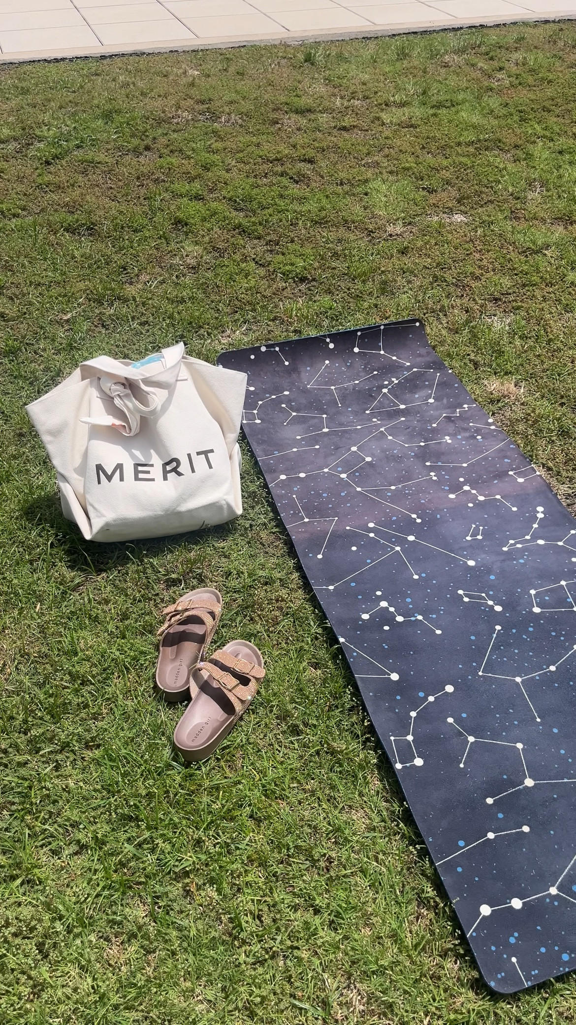 The perfect, chill summer day featuring @thesunnyhourstudio @trinket_amor and @terracafe_satxrim ☀️💕🍵

This was the weekend reset I’ve needed and, although yoga is my first love, I’ve been embracing a potential princess pilates era!🧘🏼‍♀️

Comment PILATES to receive a DM with a link to my weekend look and accessories! My @merit tote is currently free with purchase💄

Merit Beauty, Outdoor Voices, Steve Madden

#LTKFindsUnder100 #LTKSeasonal #LTKSaleAlert