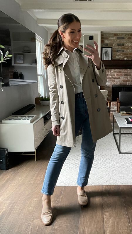 Rainy February look.  Also great business casual look.  

Jeans | trench coat | workwear | loafers 

#LTKworkwear #LTKshoecrush #LTKFind