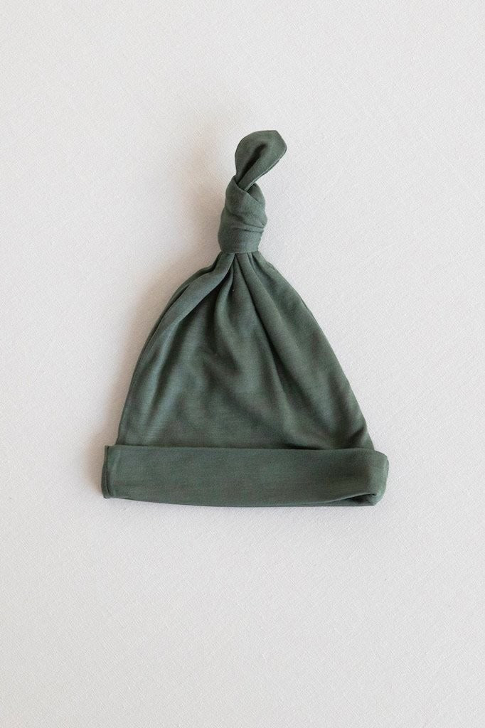 KNOTTED HAT - Basil | Solly Baby