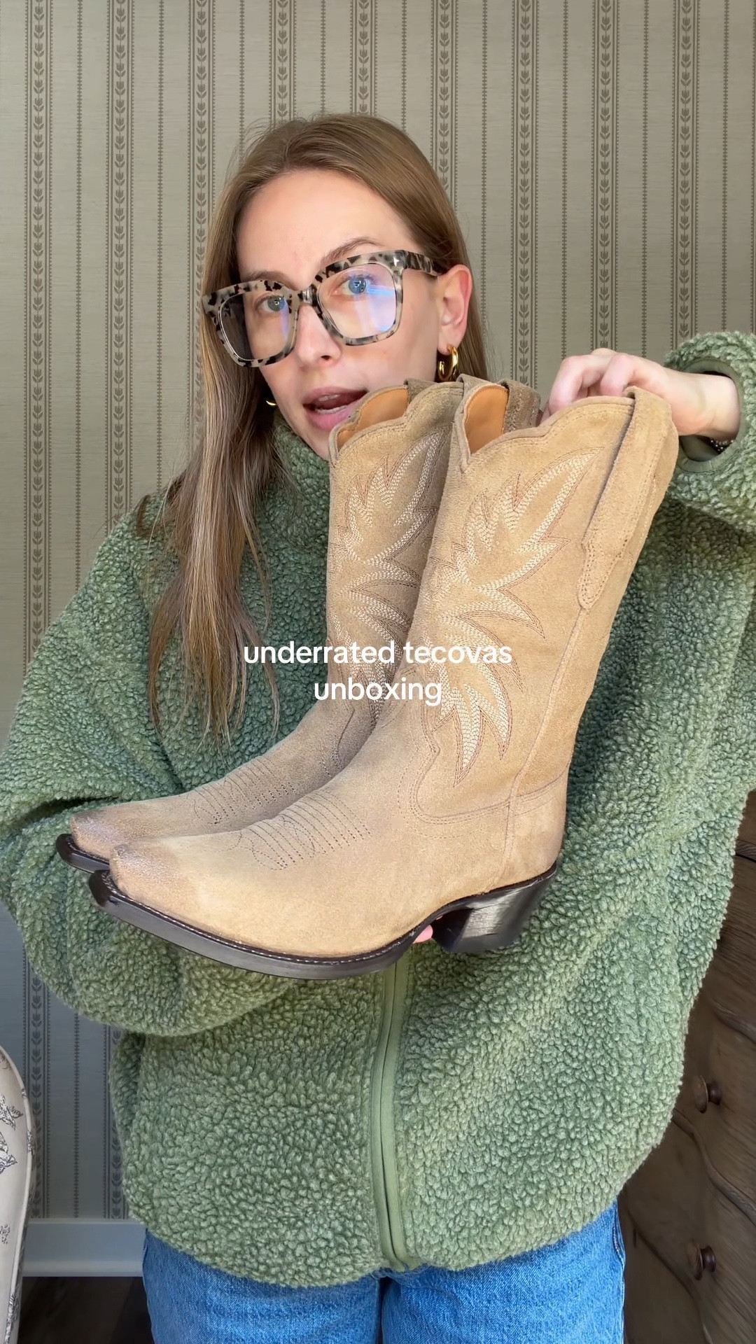 9/21/26 My First Pair of Tecovas 🤠🤎

Jackson Hole felt like the perfect excuse for my first pair of cowboy boots 🤠🤎 Went with the Tecovas Sadie boots + already have so many fall outfits planned around them.

I’m normally a size 7 but sized down to a 6.5 in these for reference! Linking them here ✨

#LTKootd #LTKgrwm #LTKSeasonal