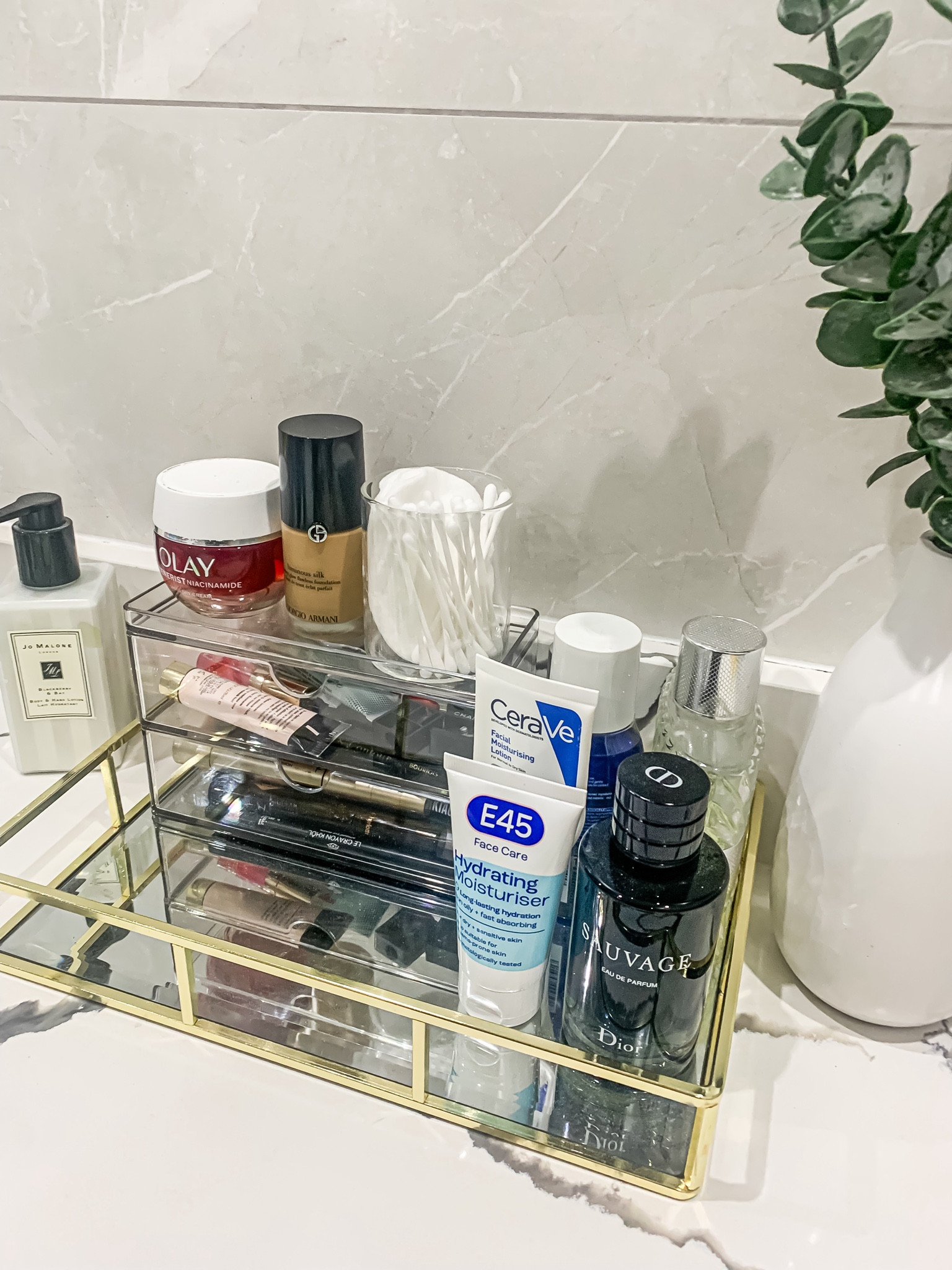 Simple but effective beauty routine #beautyroutine #amroutine #pmroutine 

skincare. Makeup. Beauty faves. Sensitive skin. Dry skin. Foundation. Armani beauty. E45. Dior. Perfume

#LTKuk #LTKxBoots #LTKbeauty