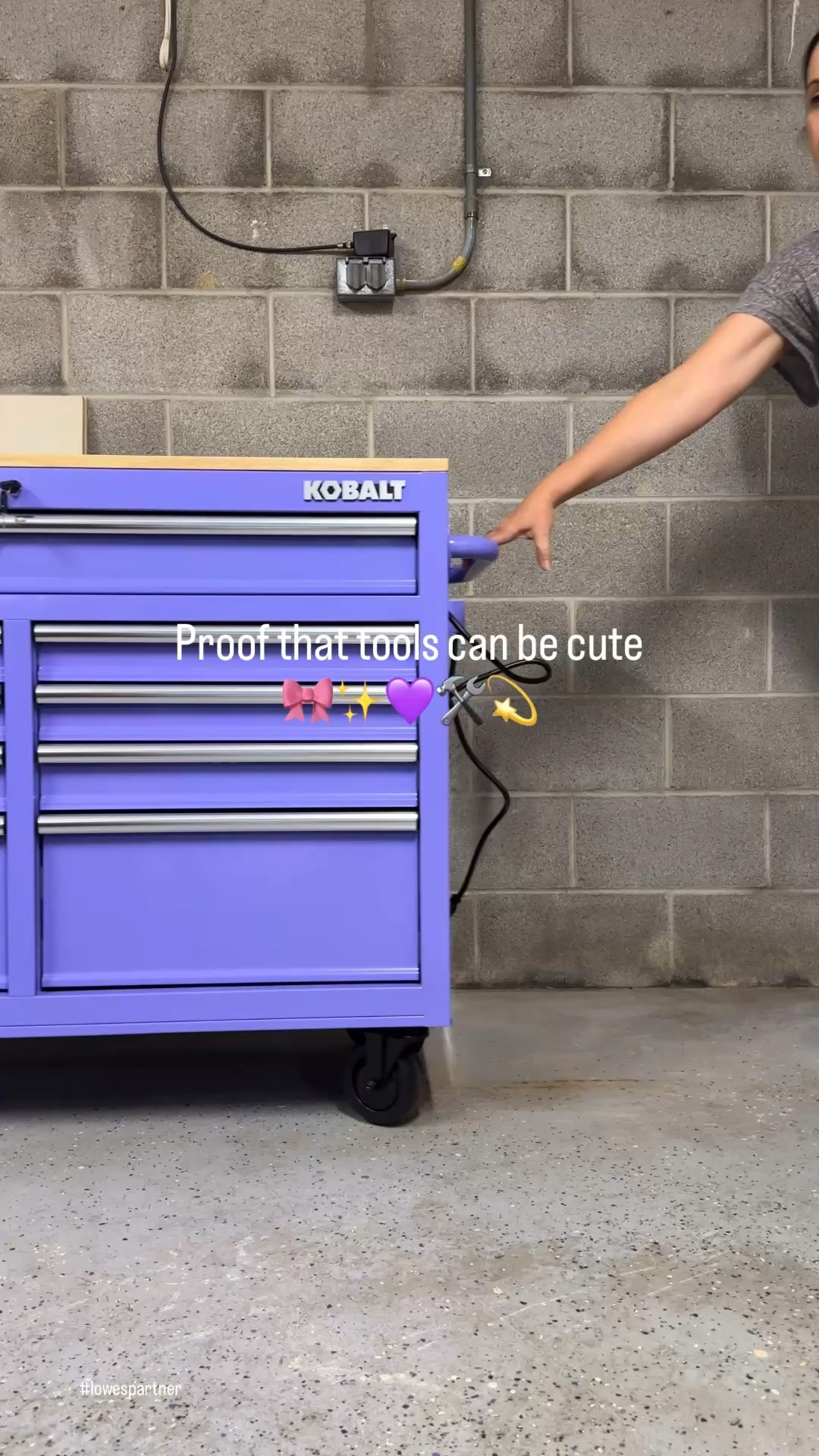 Just decorating “the office”! Proof that tools can be cute! 💜🎀💅💫

#toolorganization #tools #storage #womenwhodiy
