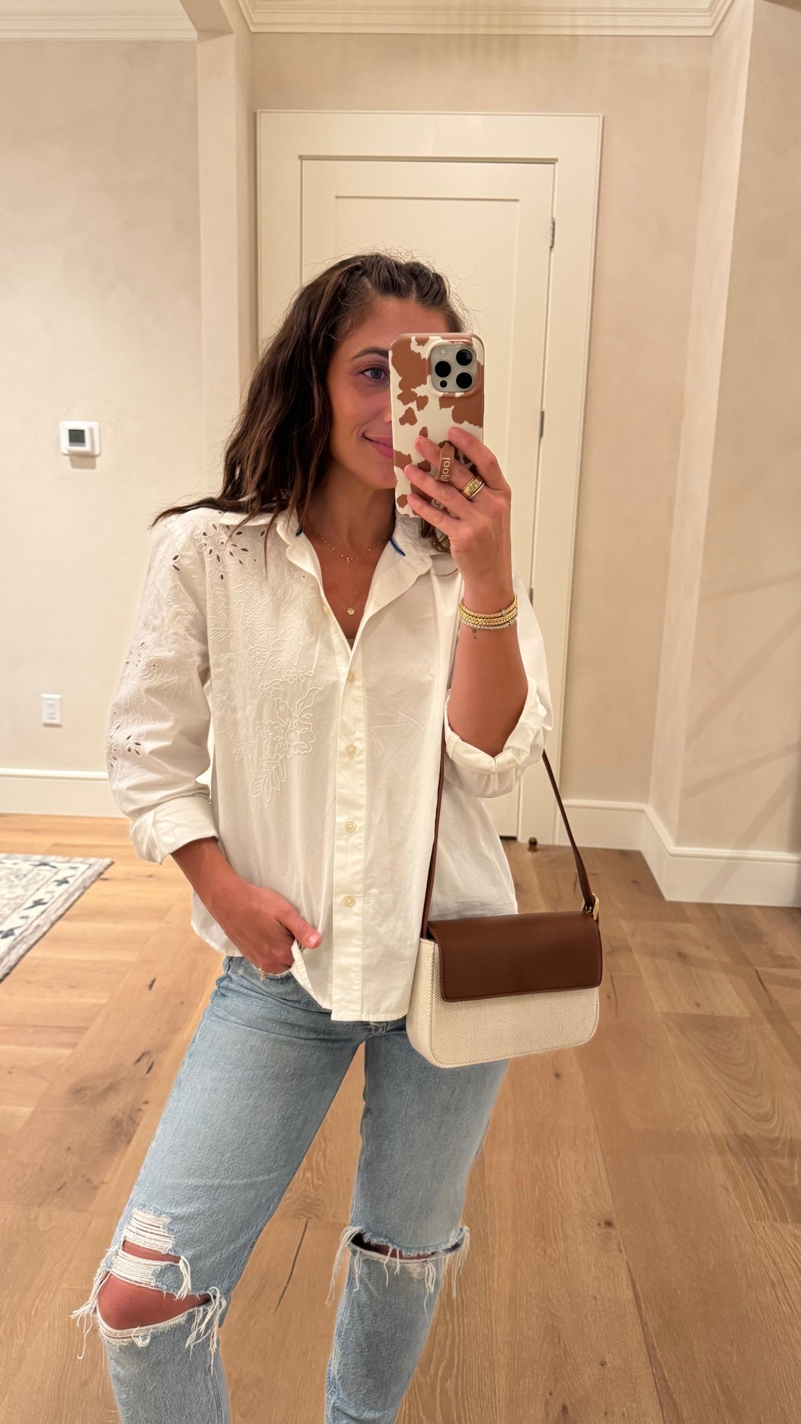 Cutest spring top on clearance Walmart
Wearing a size XS 
Amazon Levis jeans size 25
Target sandals size 7
Target spring bag

#laurabeverlin #spring #easter #springoutfit 

#LTKFindsUnder50 #LTKSaleAlert #LTKStyleTip