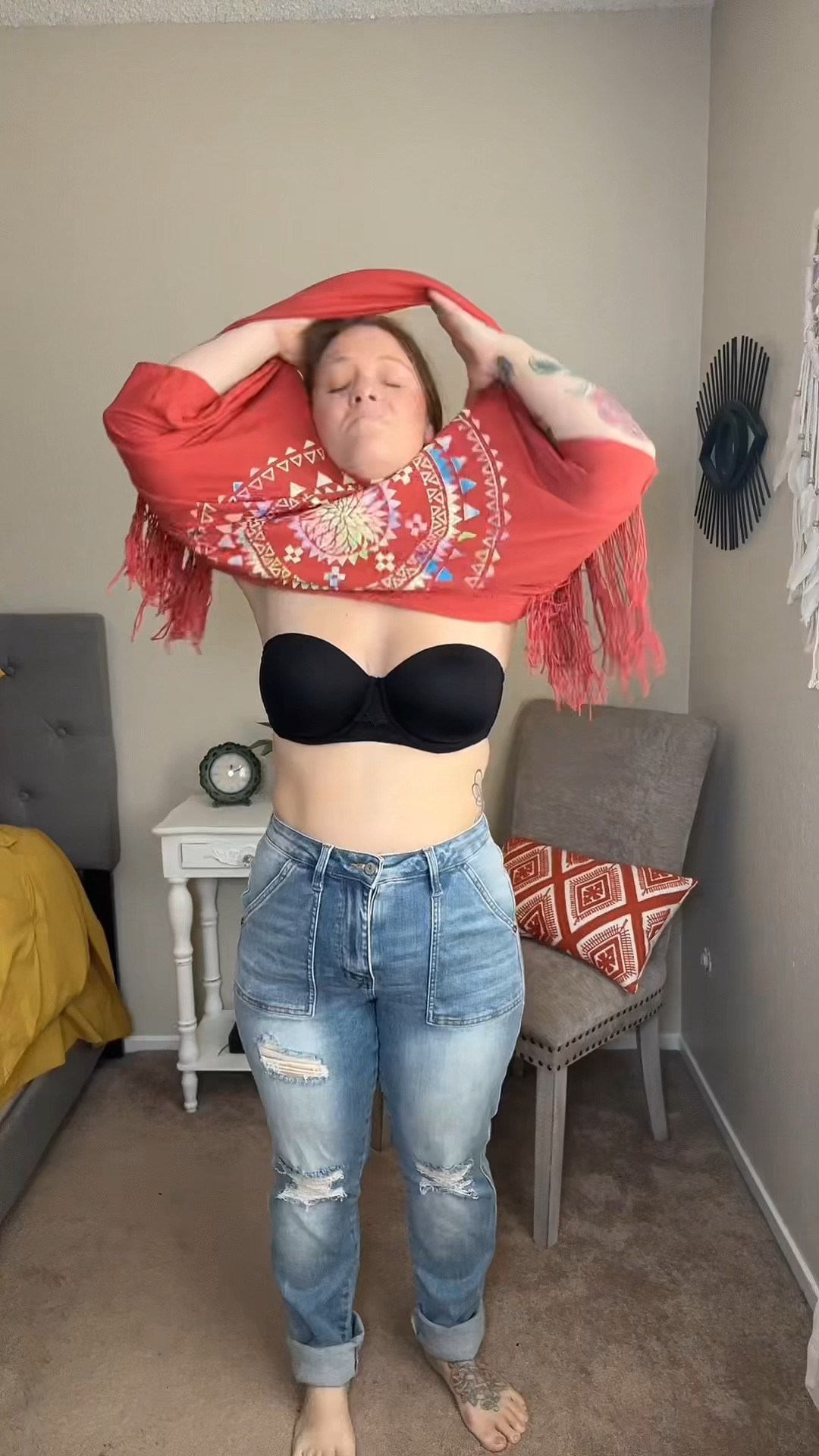 Nothing beats a good pair of velvet flares to roll in the holiday outfits! Plus they are just so comfy! 

#LTKVideo #LTKHoliday #LTKCyberWeek