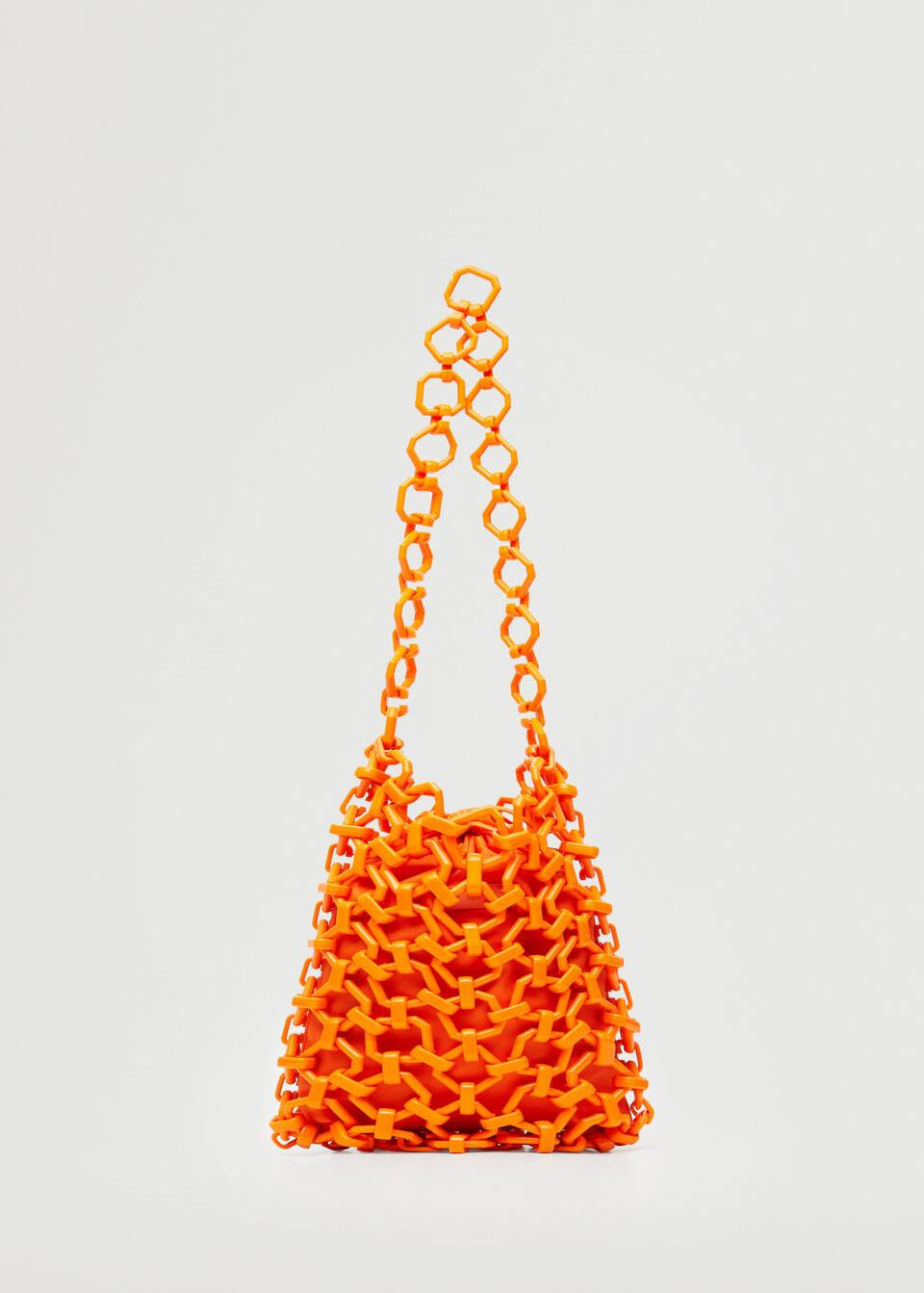 Chain bucket bag | MANGO (US)
