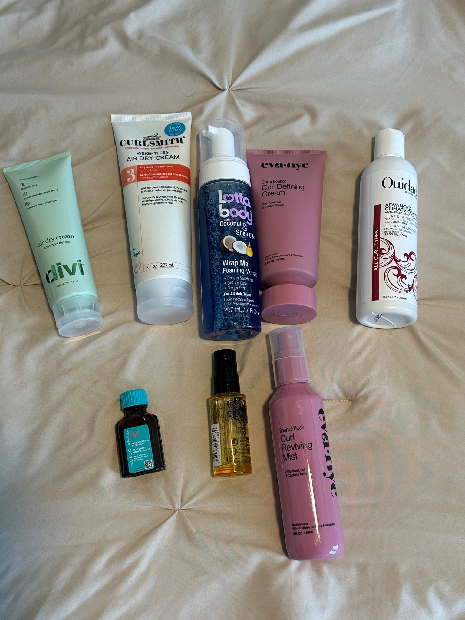 Trying to embrace my natural curls! No idea what my curly girl routine is yet and just experimenting still. Any advice?? 

#LTKBeauty #LTKmorningroutine #LTKgrwm