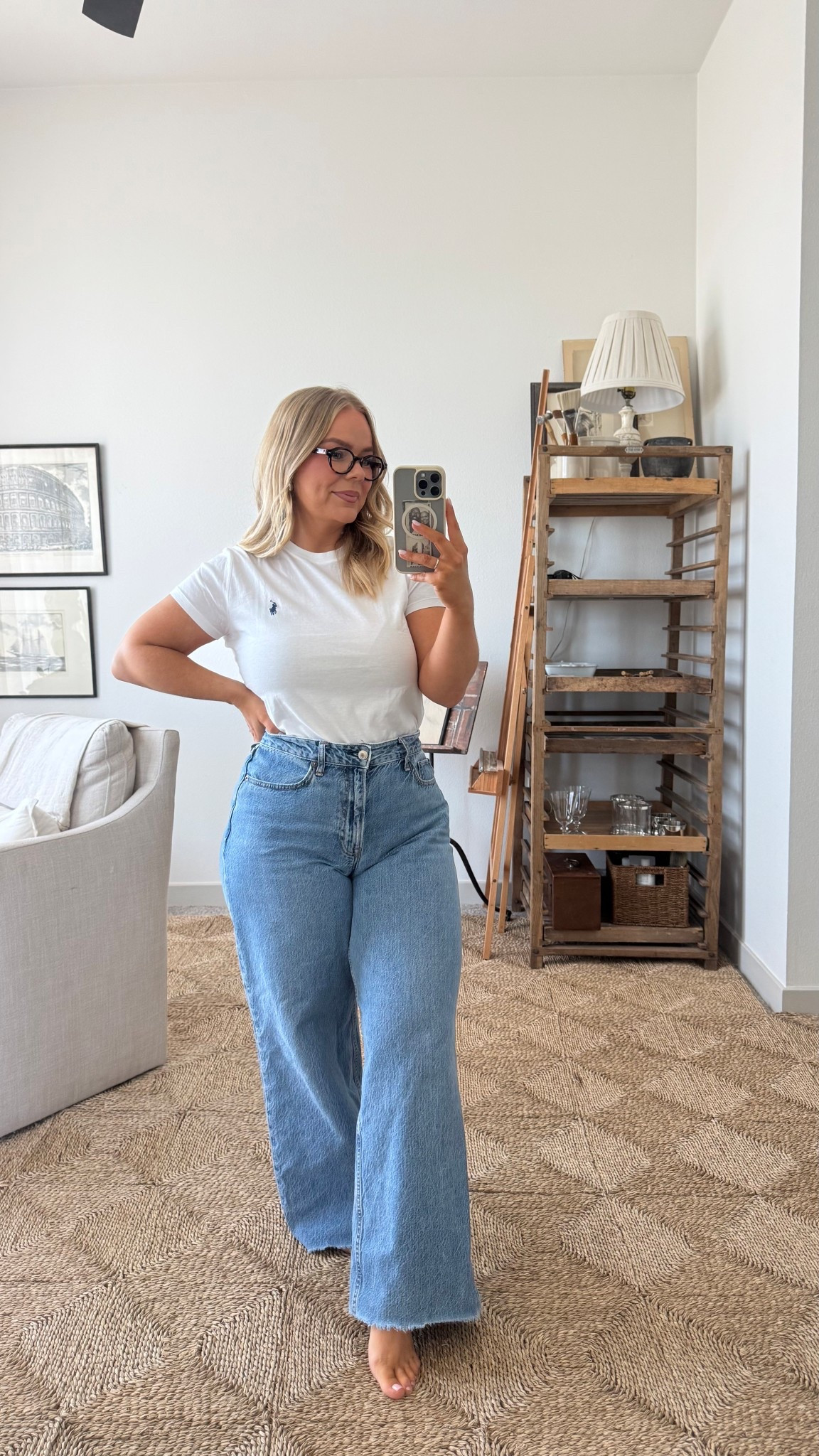 Simple work from home outfit! I’m in size M in t-shirt and size 29 in jeans. 