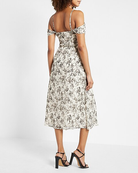 Printed Pleated Chiffon Midi Dress | Express