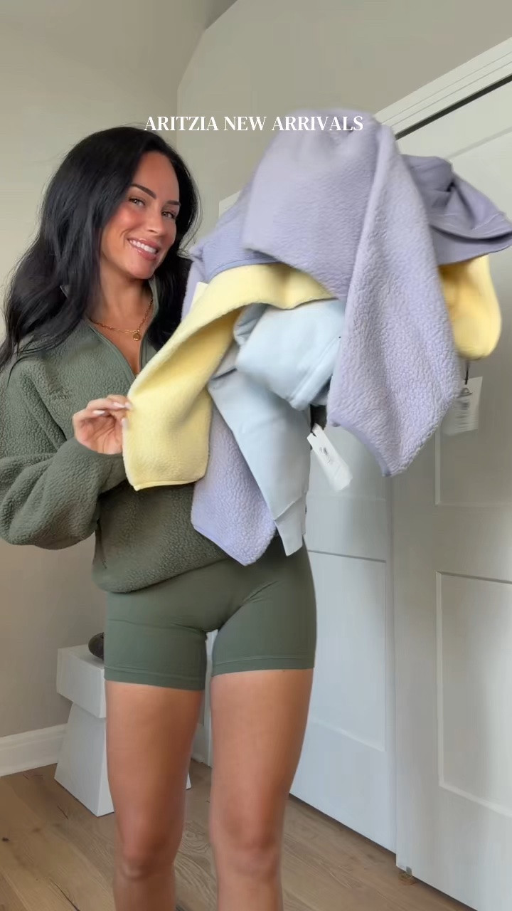 Obsessing over these new Aritzia arrivals + colors!! 😍🍂 So many good pieces for fall. I’ll have everything linked on my LTK 🫶🏻

My sizing: 5’7”, 145 lbs, 32DD
I’m wearing a size M in everything + size S in the purple tank 

@Aritzia