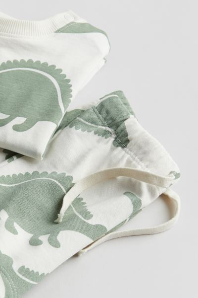 2-piece top and shorts set | H&M (UK, MY, IN, SG, PH, TW, HK)