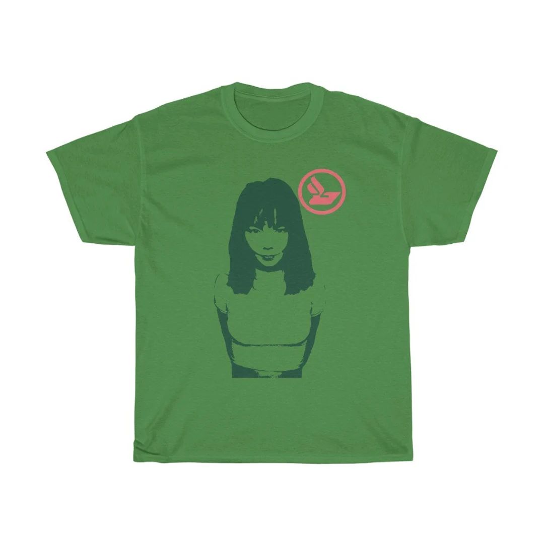 Bjork Vintage Vibe Tshirt Dark Green - Etsy | Etsy (US)