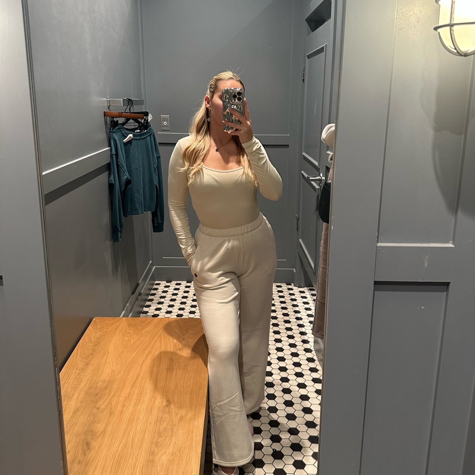 Cream dream ☁️💭😍

#LTKU #LTKfindsunder100 #LTKtravel