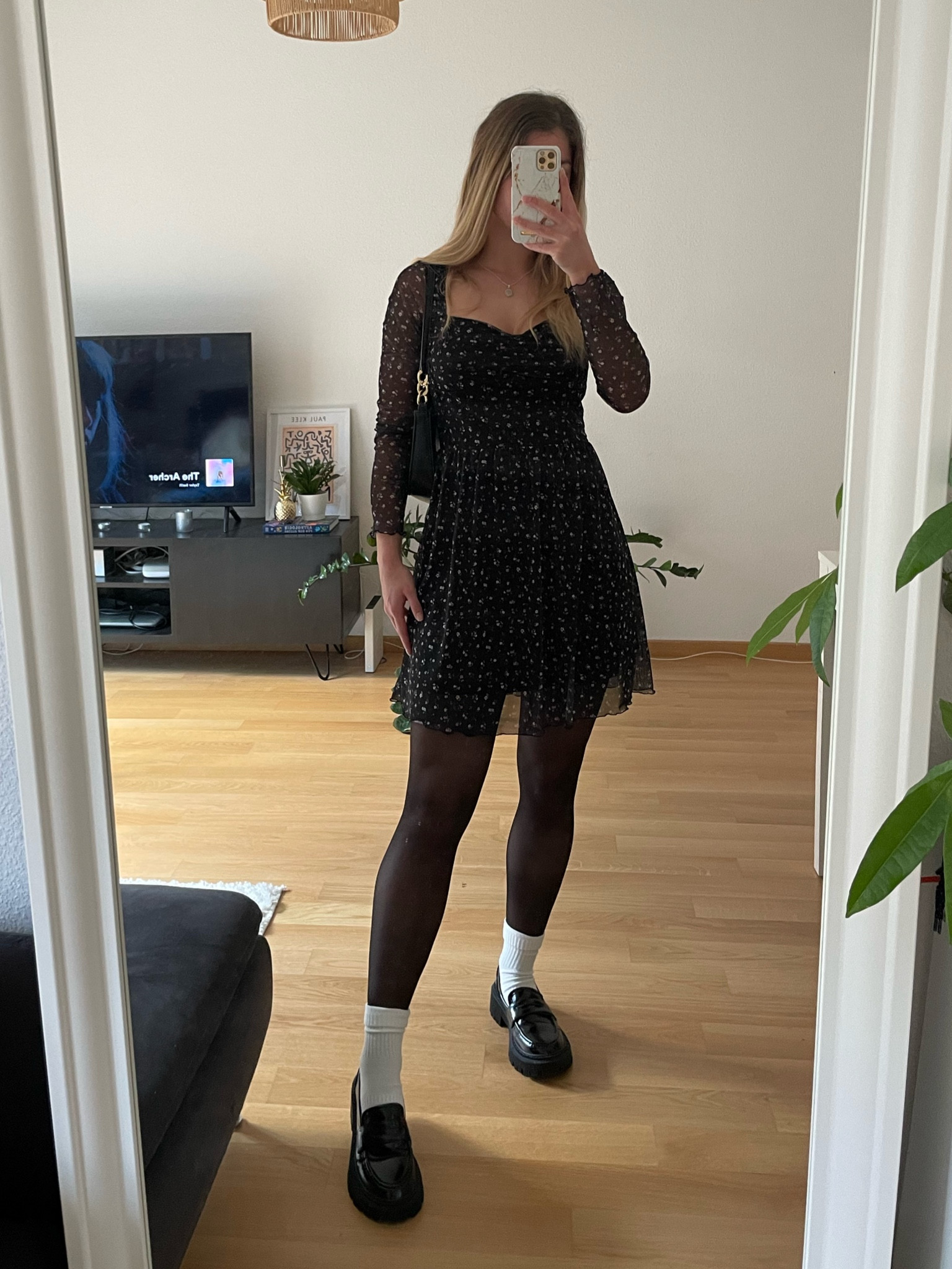 outfit inspo, minimal style, fashion inspo, outfit ideas, street style, pinterest aesthetic, neutral fashion, feminine style, girly aesthetic, cottage core, parisian style, nyc style 
#casualfashion #petitefashion #outfitideas #ootdshare #ootdinspodaily #springoutfitideas #neutraloutfit 

#LTKSeasonal #LTKeurope #LTKunder50