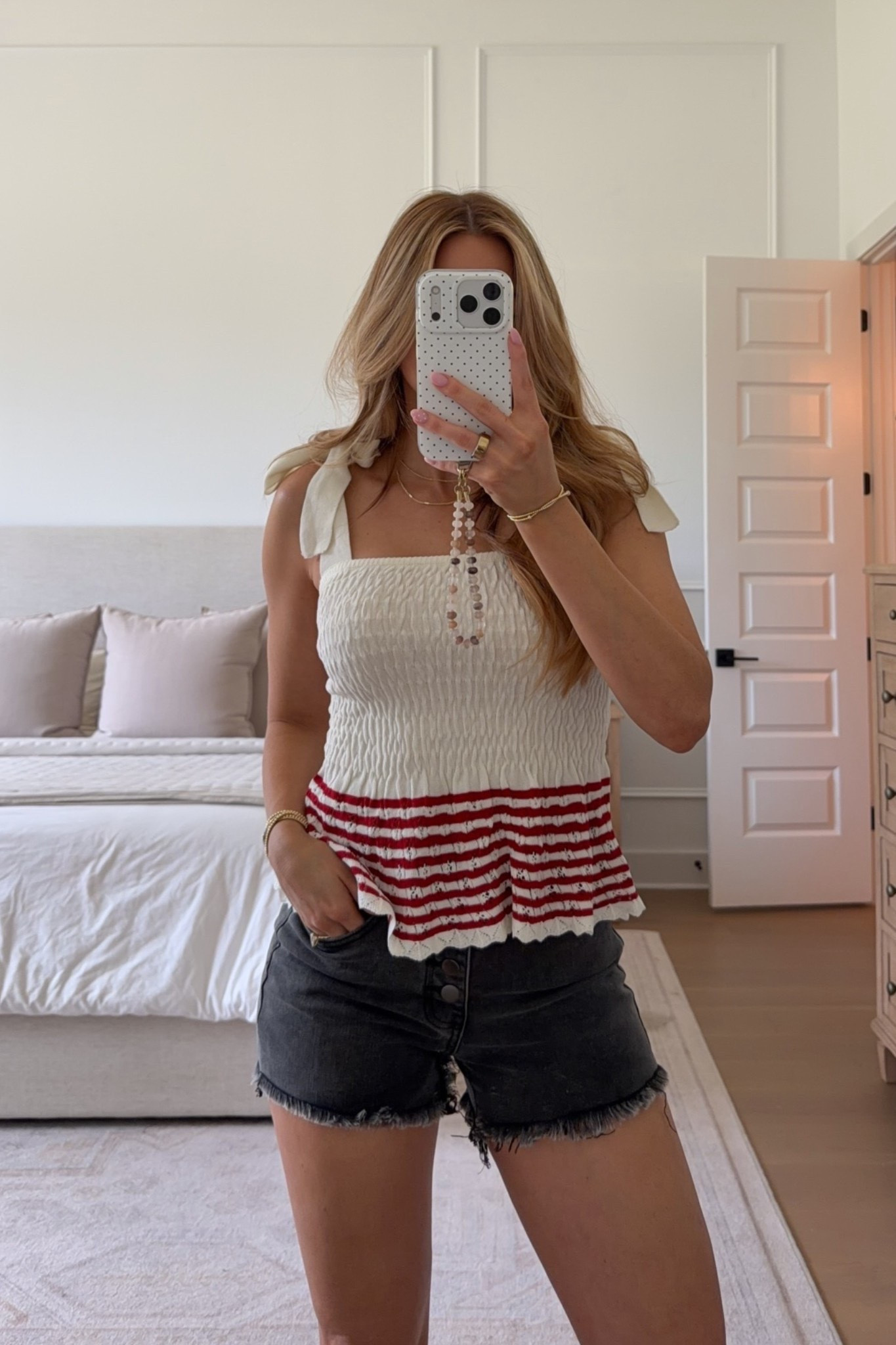 top: xs // shorts: 24

#LTKPetite #LTKSeasonal #LTKSaleAlert