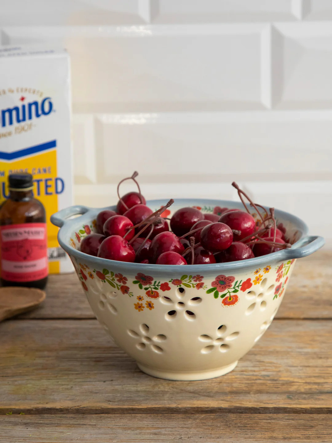 Ceramic Berry Colander - Cream Floral | Natural Life