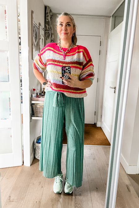 Ootd - Tuesday. Wool striped sweater (old, LolaLiza) paired with Lurex plissé pants (local boutique), seahorse necklace made from an earring and Skechers sneakers. 



#LTKeurope #LTKstyletip #LTKover40