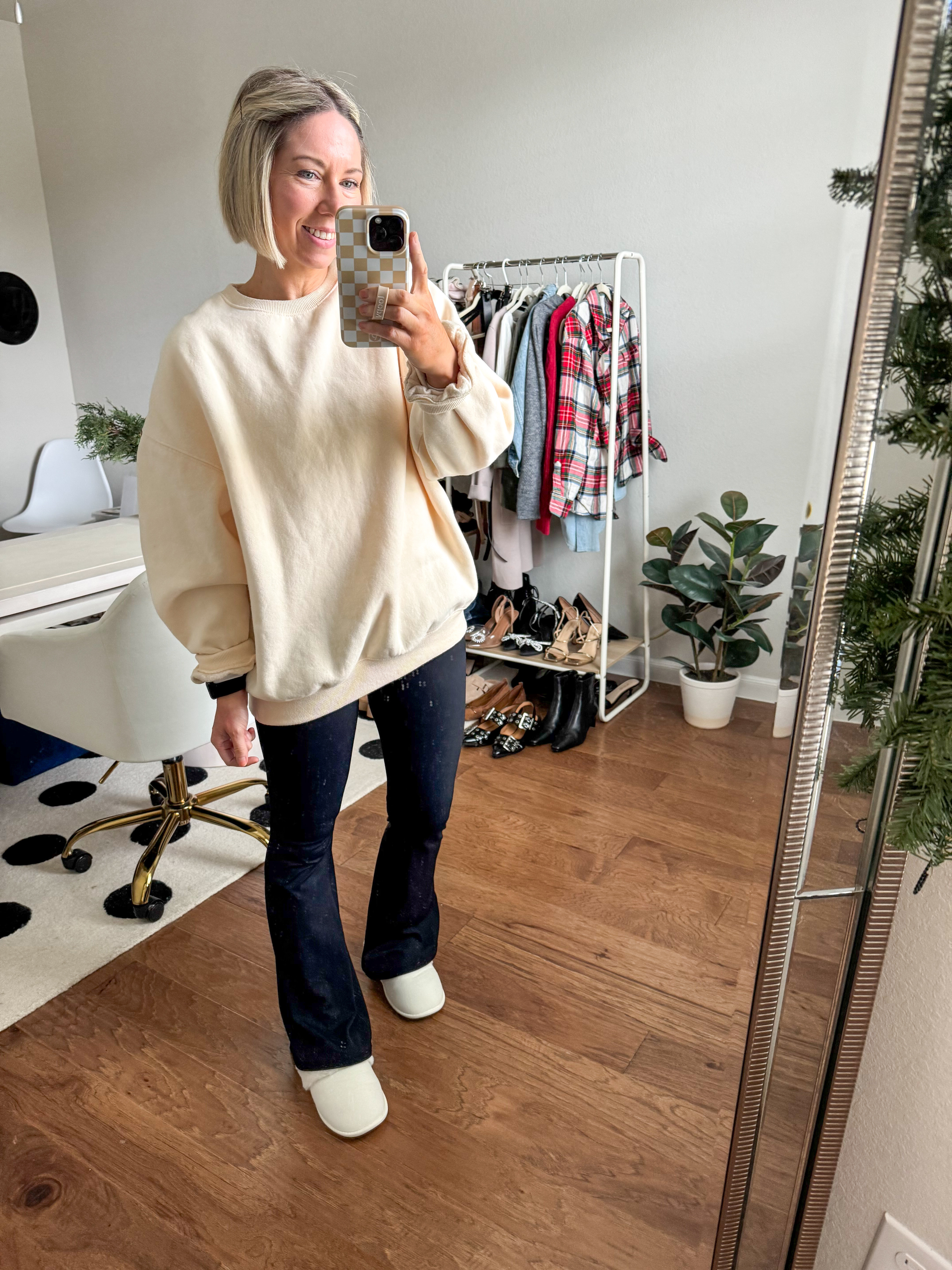 Cozy oversized sweatshirt - size small and true to size 

Flare Leggings true to size 

Slippers make a good under $15 gift idea or stocking stuffer 


Lounge outfit / cozy outfit #ltkbeauty #ltksalealert #ltkseasonal #ltkactive 

#LTKSeasonal #LTKShoeCrush #LTKFindsUnder50