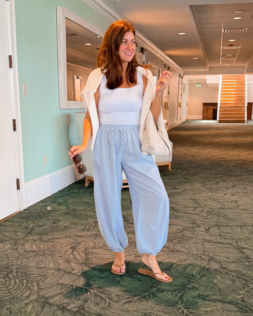Travel OOTD! Loving these seersucker, harem, balloon style pants from aerie! So comfortable! Wearing a size small

#LTKOver40 #LTKSeasonal