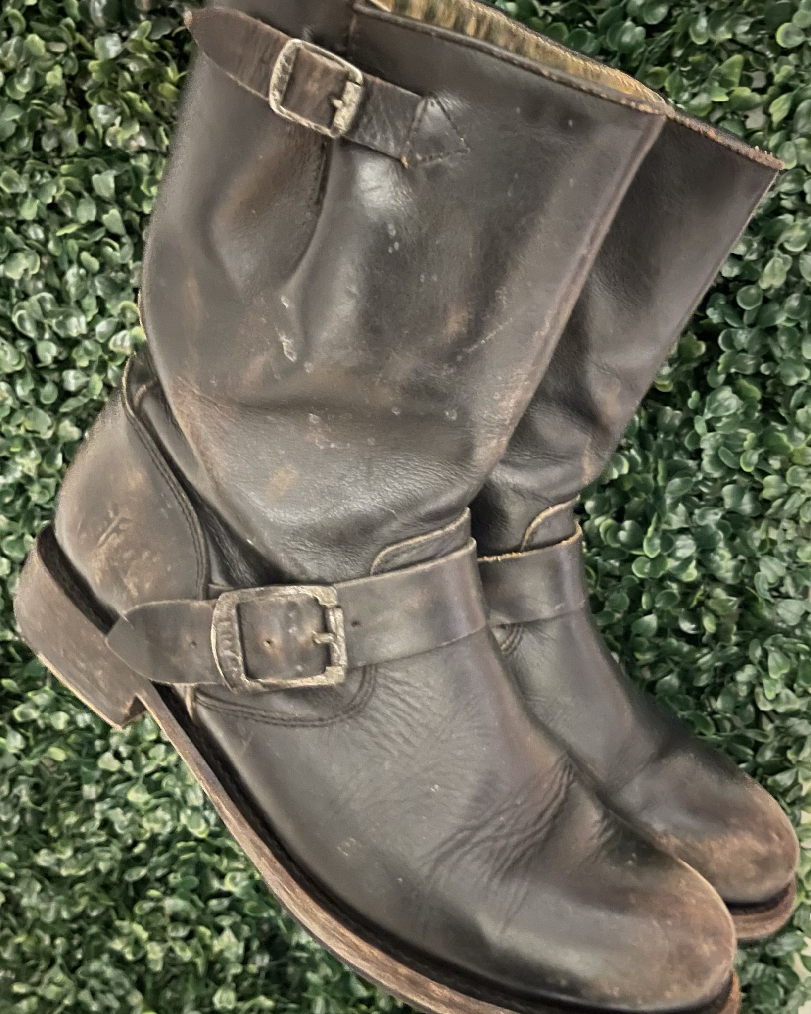 I always recommend keeping classic pieces in your wardrobe, like a nice sturdy pair of leather ankle boots. he’s come with buckle detailing across the ankle as well as at the top of the calf shaft. 

This style is such a mainstay that the pair I purchased roughly 10 years ago is still in style and currently in stock. It is a classic piece that wears really well, goes with many outfits in the fall and even summer season if you wear them with cutoff shorts. 

These boots go from Texas country to walking the city with ease. 

FIT — Fairly true to size for Frye boots, but if you aren’t familiar with the way this brand fits,  or are between sizes, I’d size down unless you want to wear thick socks. 

I have also linked the lower ankle boot and lace-up versions of this style. 

#LTKShoeCrush #LTKxNSale #LTKStyleTip