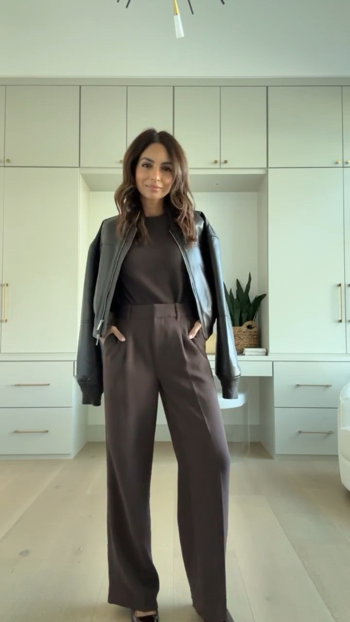 Rare Aritzia sale for cyber Monday! 20% off my all time favorite trouser pants - I have 0 short length for reference 

#LTKHoliday #LTKCyberWeek