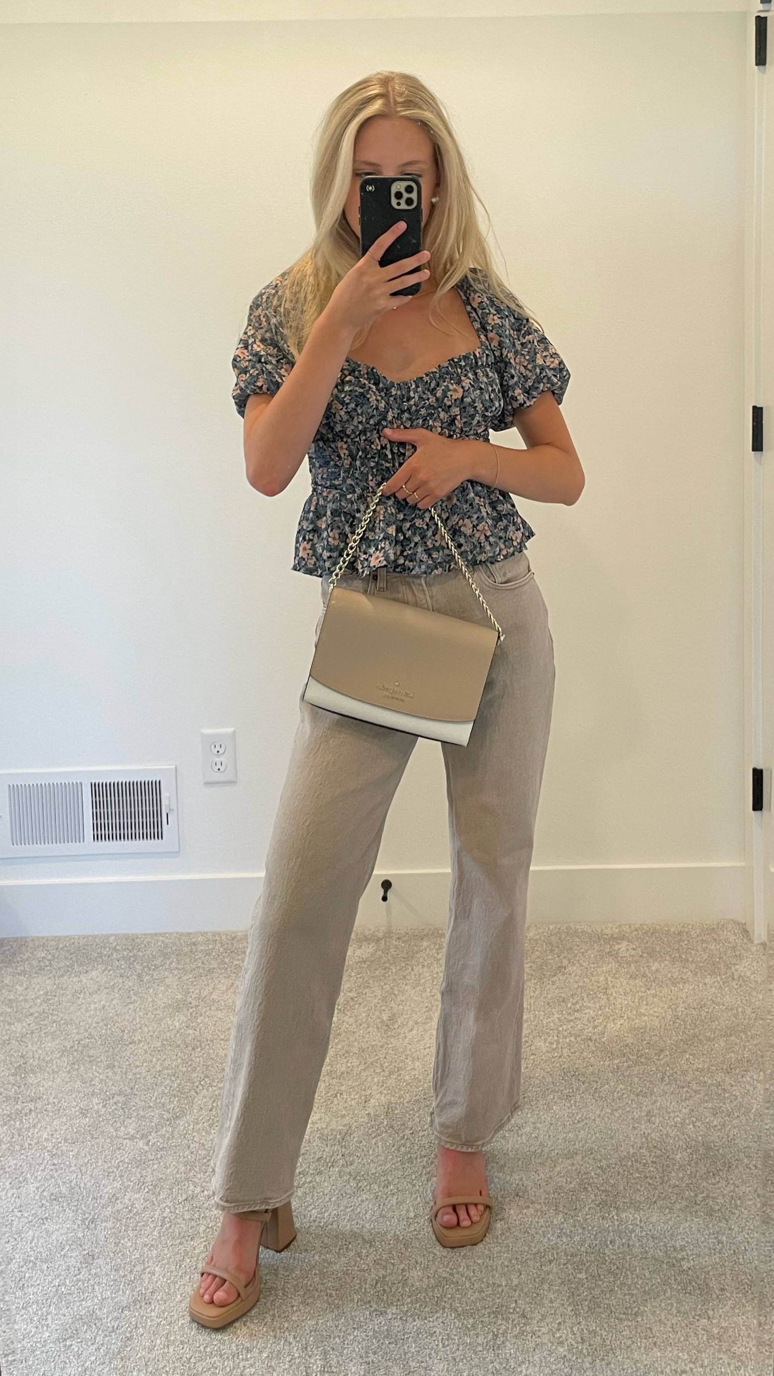 ASTR the label top (size XS)
Abercrombie jeans (size 24 short)
Steve madden heels (size 6) #summer #revolve #astrthelabel #abercrombie #stevemadden

#LTKFind #LTKunder100

#LTKSeasonal #LTKparties