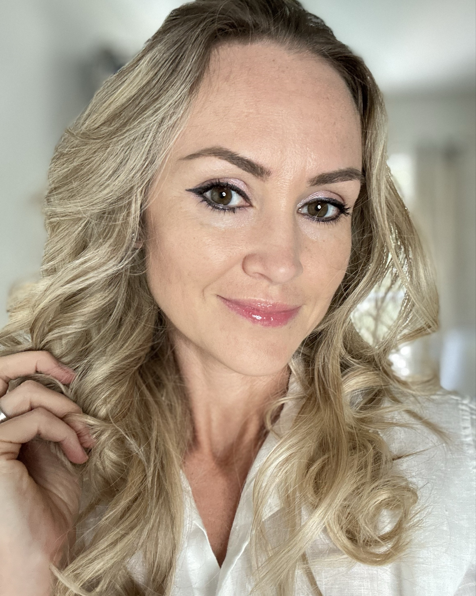 Straight or curly hair, I used my new Y-Man styling iron 