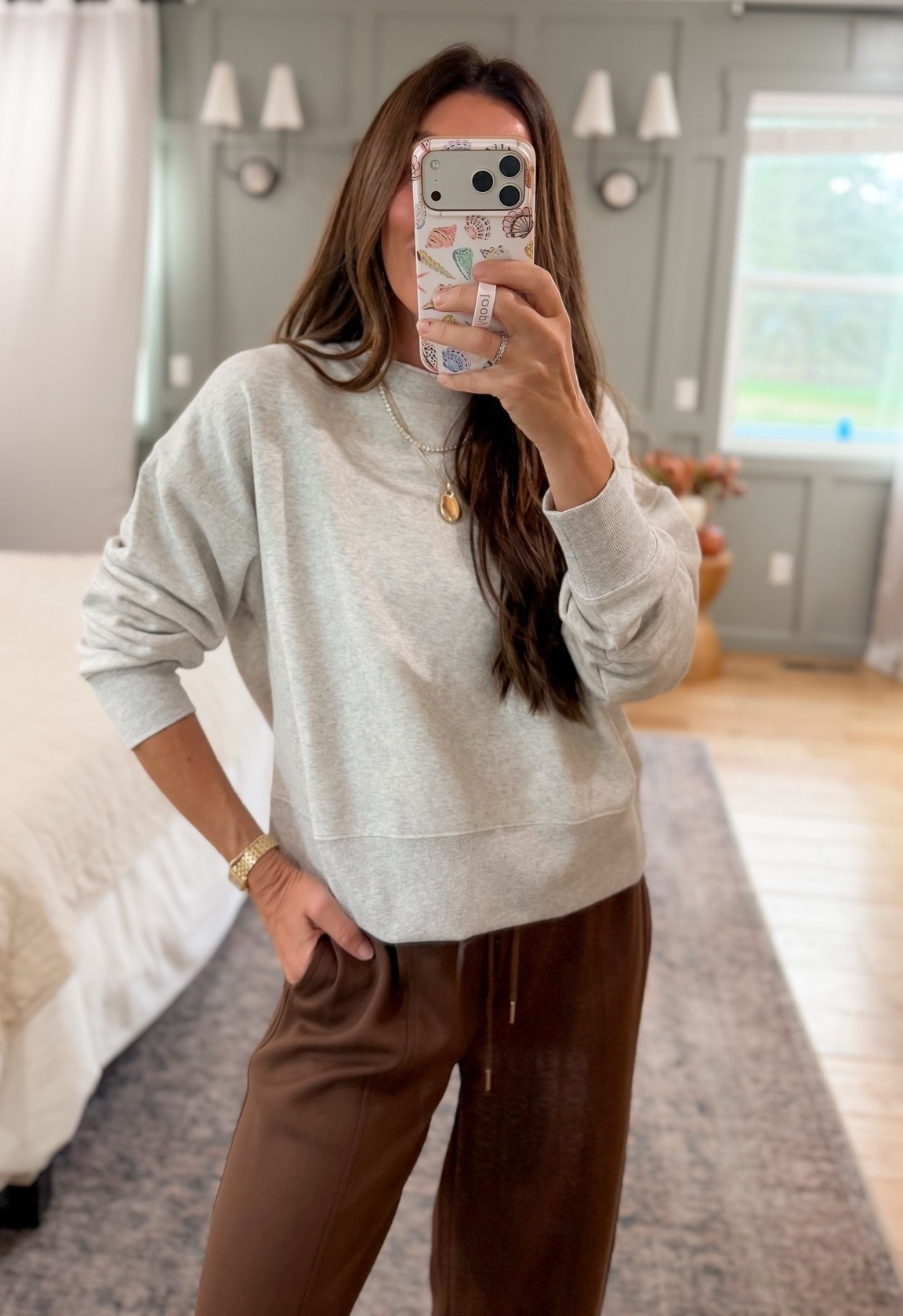 I can not express this enough.., these are the SOFTEST sweatshirts I have ever had!

#walmartfinds

#LTKmomlife #LTKgrwm #LTKSaleAlert