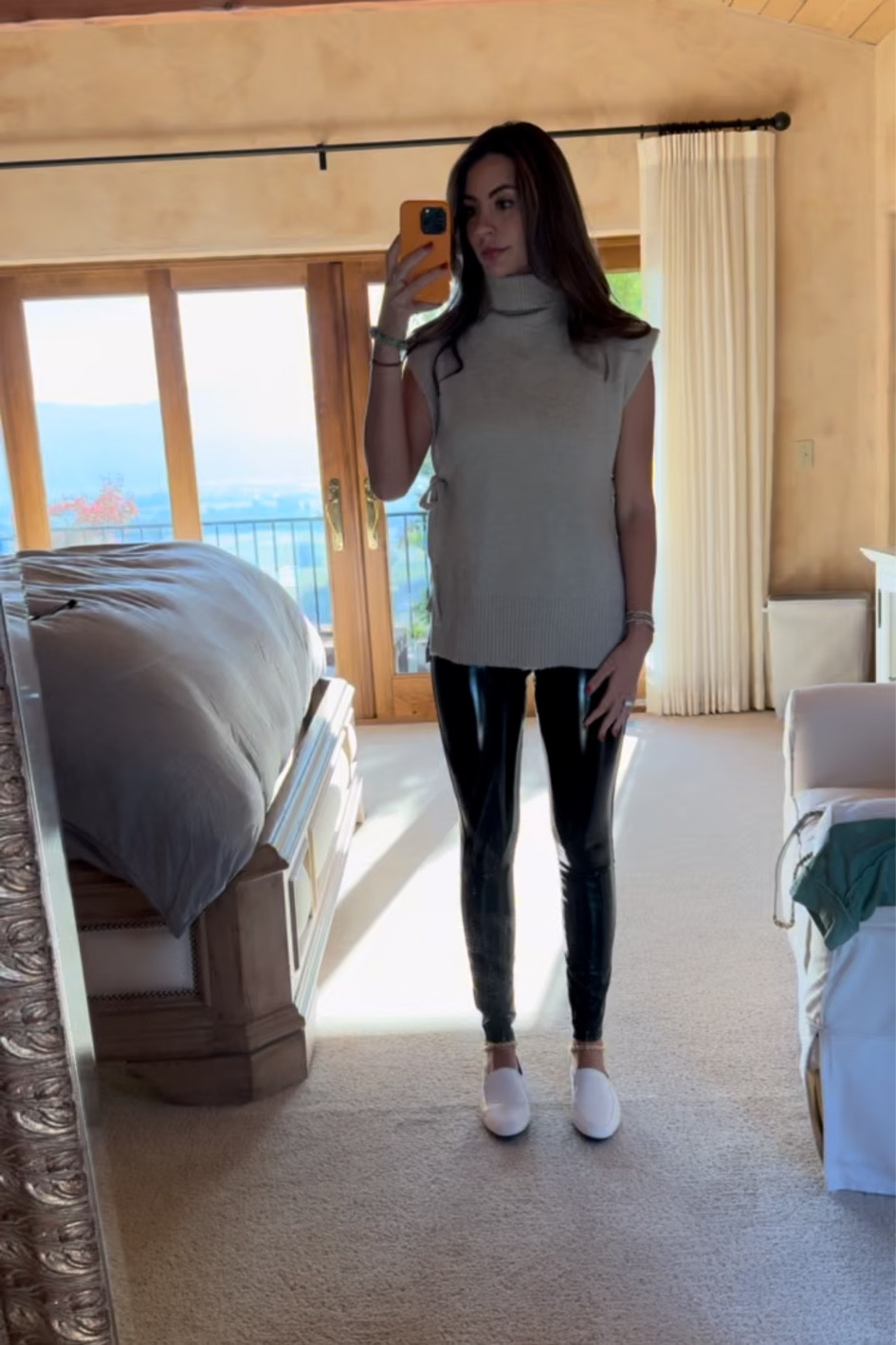 KELLEYXSPANX for 10% off leggings 🤎

#LTKfindsunder100 #LTKstyletip #LTKSeasonal