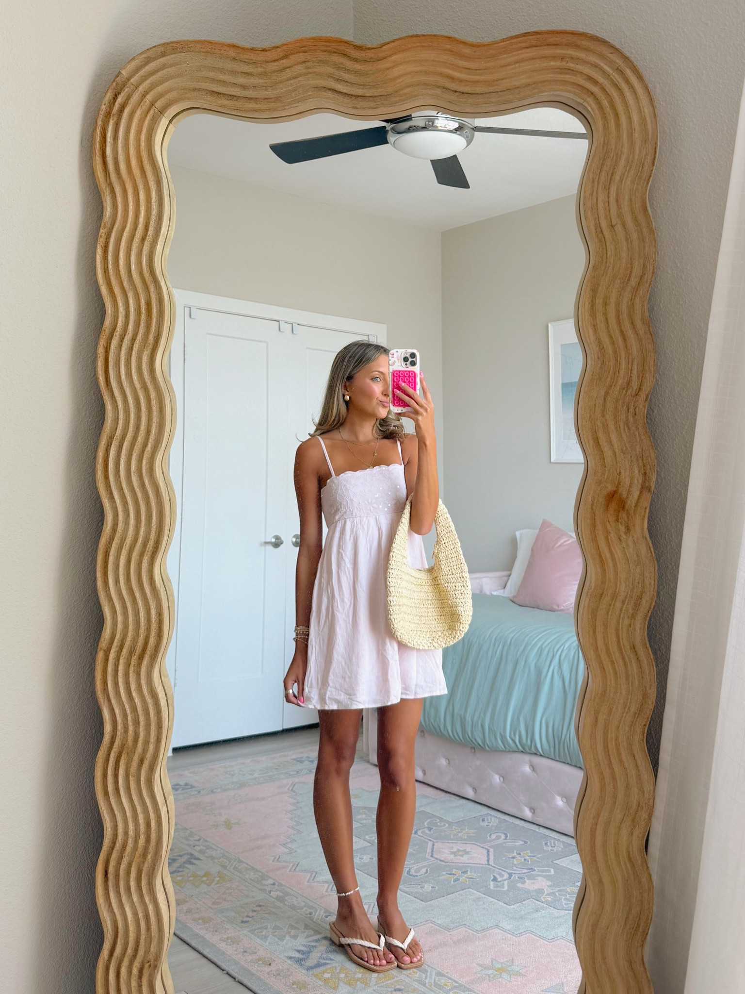 Spring outfit idea from Hollister! wearing an XS in this dress 💕🌸

#LTKootd