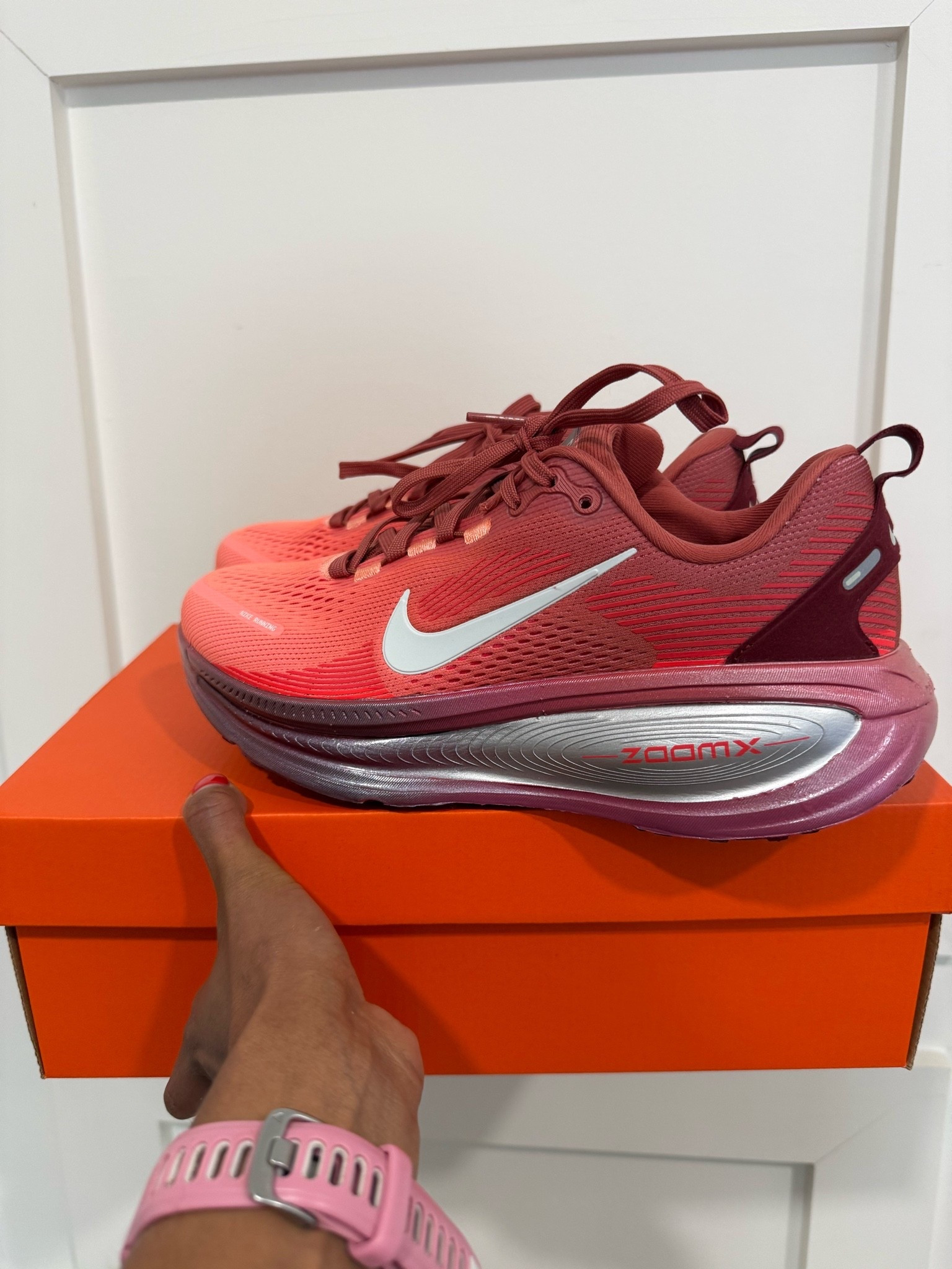 Wearing a 9. Fireeeee #nike #vomero18s #runningsneakers

#LTKfitnessgoals #LTKActive #LTKgrwm