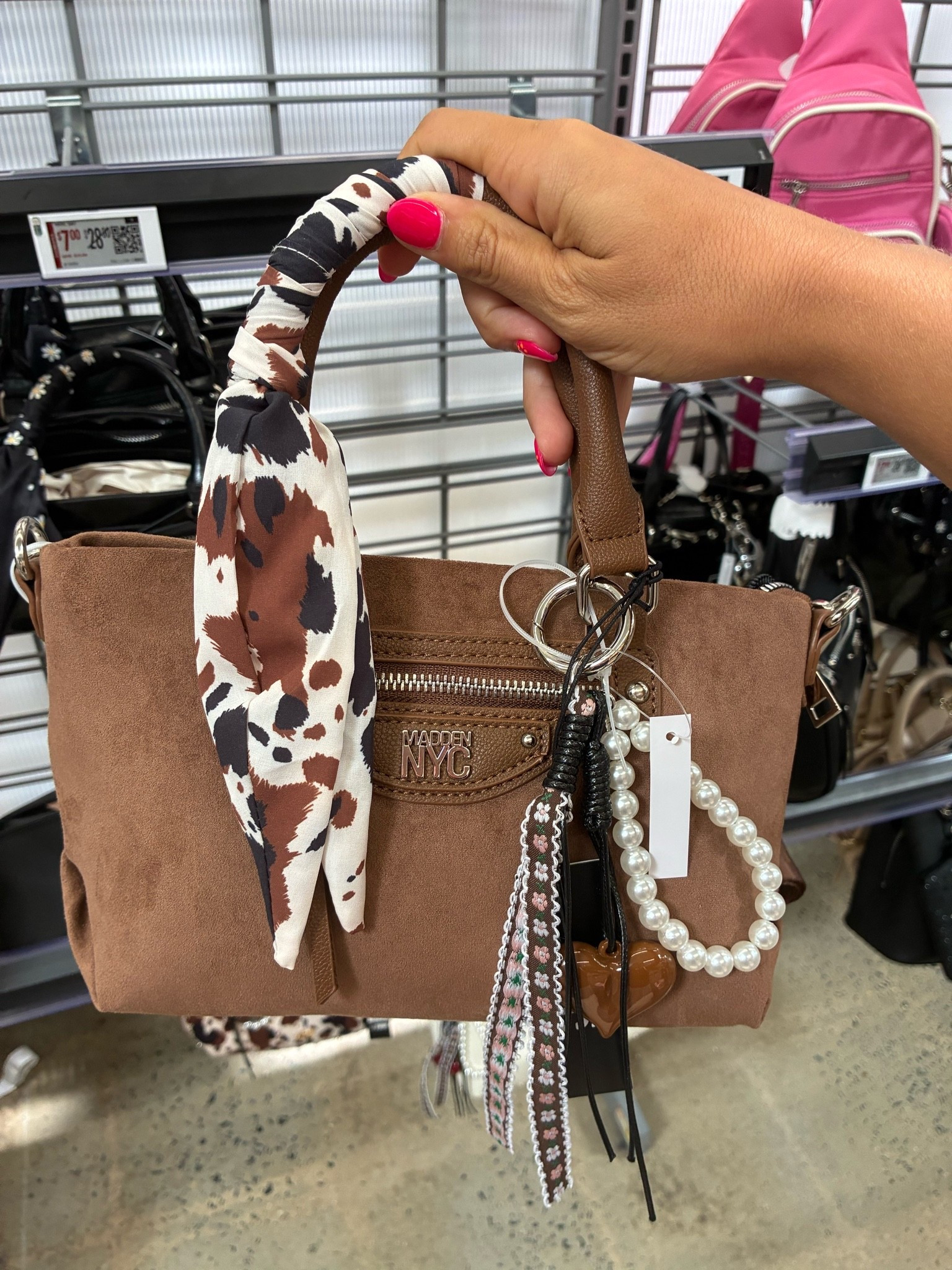 This cutie is so so good! Absolutely perfect for fall!

#LTKdayinmylife #LTKSeasonal