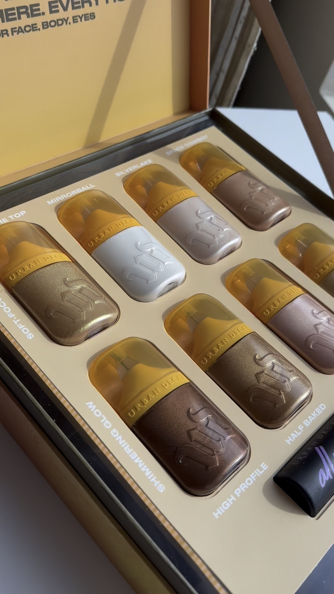 Loving the new Urban Decay Fac Bond Luminizer

#LTKBeauty