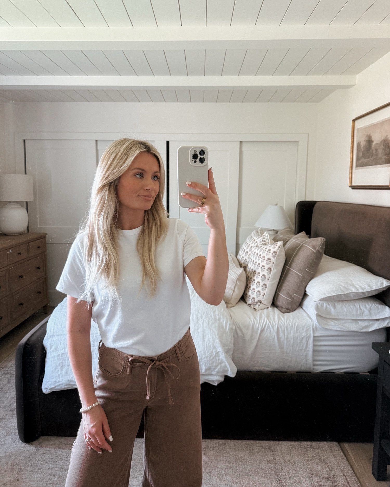 The perfect basic tee! 100% cotton and fit so well. It is on the shorter side so you can wear it untucked or tuck it in to high waisted pants 

#LTKSeasonal