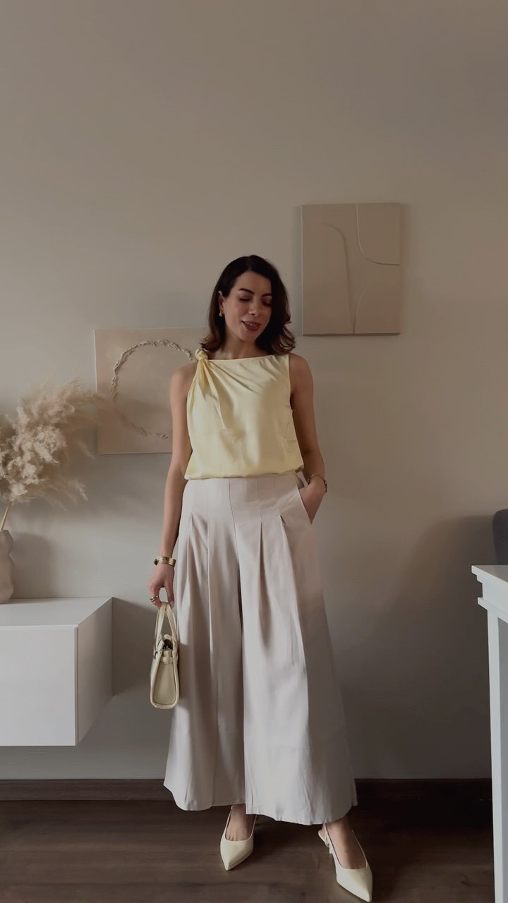 Girl go get it, go get it 🤩💛🧈✨
Is this not the dreamiest colour at the moment? 

Comment “Links” if you’d like to have the links in your DM 💛🔗

#butteryellow#outfitinspo#fashioninspo#minimalstyle#casualchic#bersha#mango#minimalchic