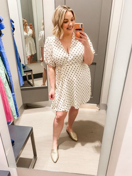 I love this little polka dot wrap dress. The bubble sleeve is adorable! and it’s great for so many occasions, showers, date nights, lunch with friends, etc. I’m wearing a large 



#LTKstyletip #LTKSeasonal #LTKmidsize