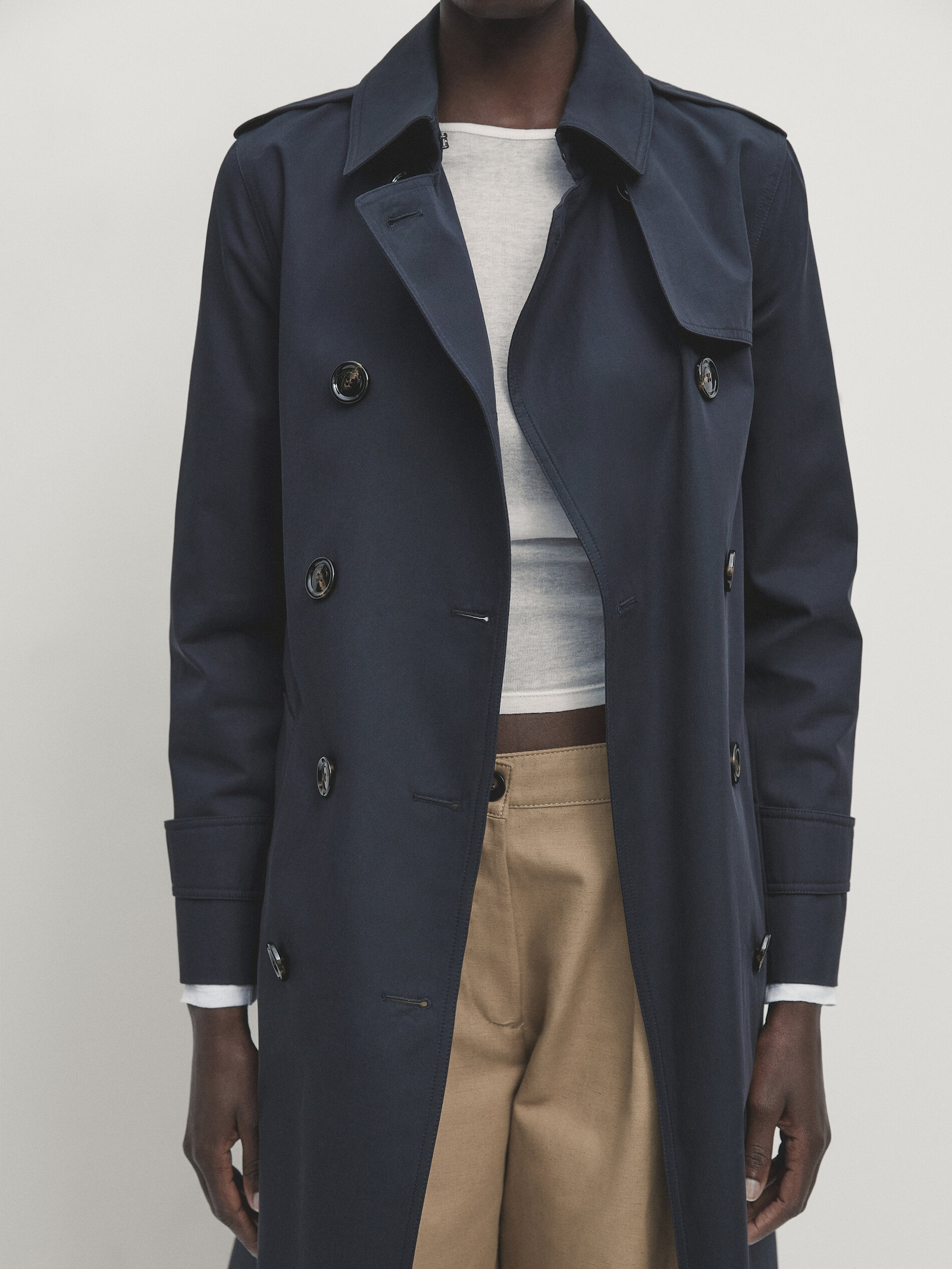 Trench coat with belt | Massimo Dutti US