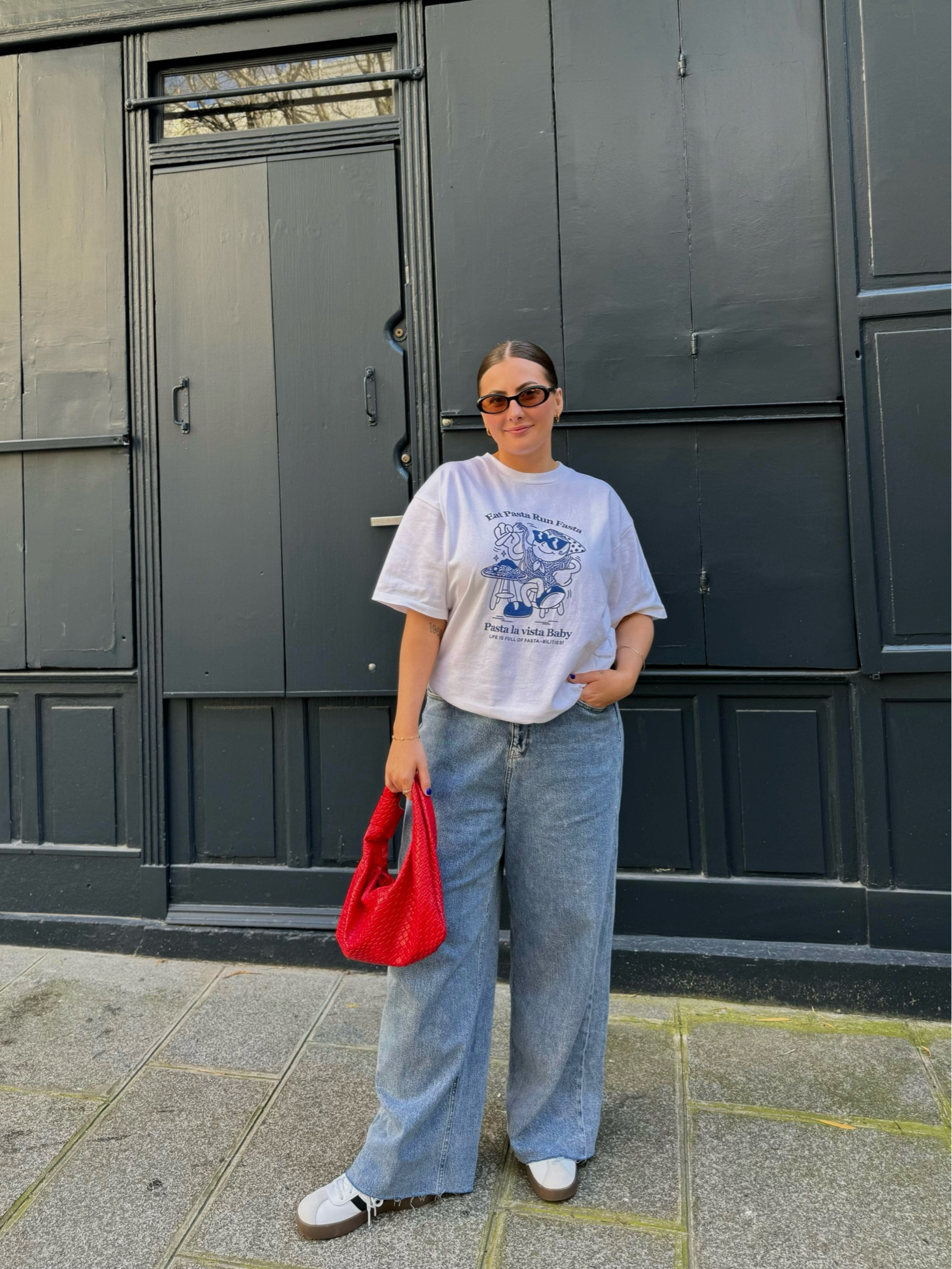 Going out for pasta 🤝🏻 wearing a pasta tee! Loading up my wardrobe with graphic tees this summer! 

#LTKstyletip #LTKSeasonal #LTKmidsize