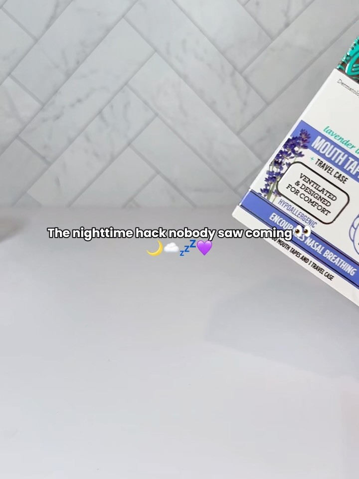 lowkey the sleep hack nobody told us about 😴✨ lavender hits different when it’s part of the routine. comfy, calming, & kinda aesthetic tbh 🌙💜

#beautyrecs #newbeautylaunch #gurunanda #nightroutine #selfcaretips