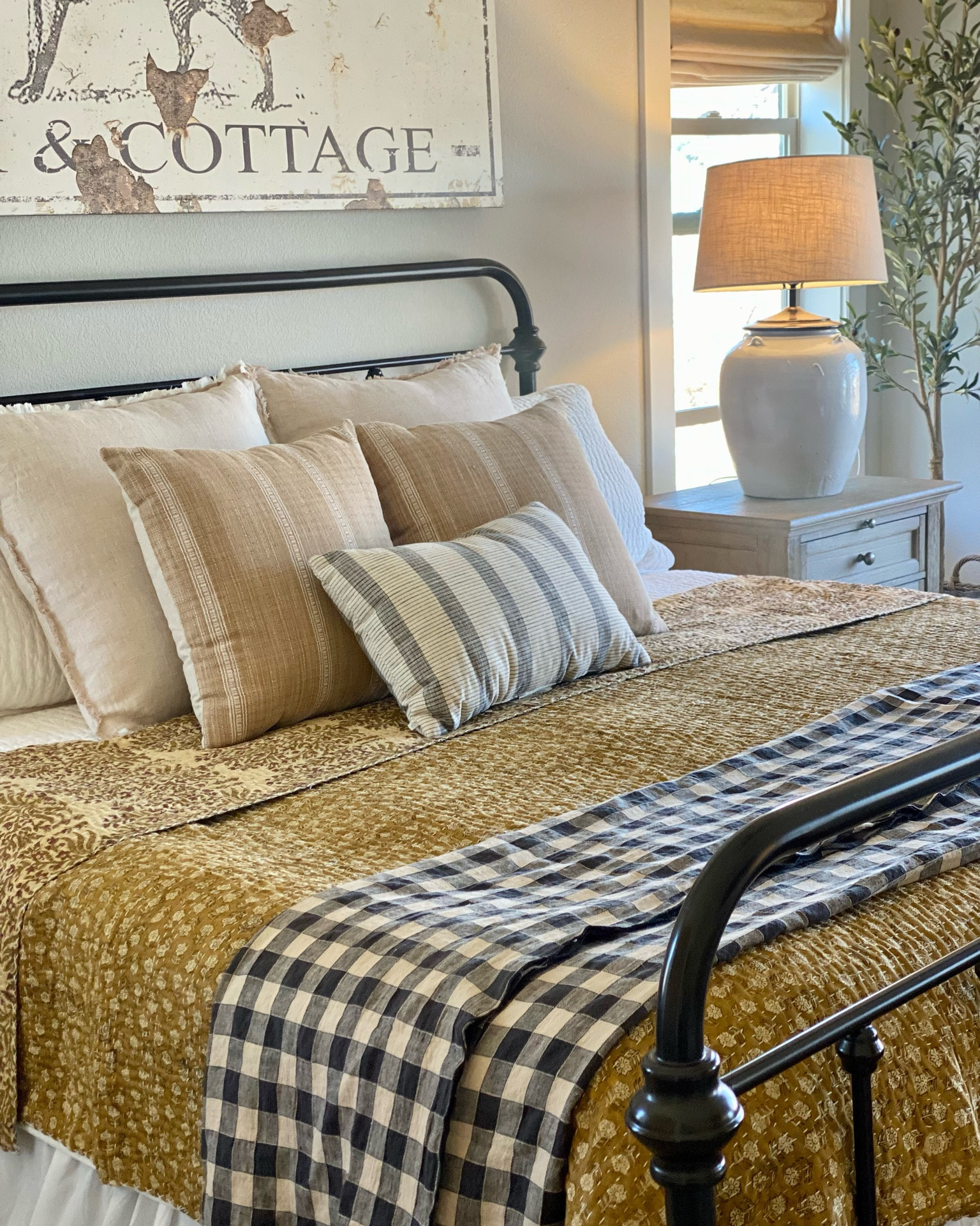 A change in weather has given me the urge to give our bedroom a little facelift! I love this bedding from @shoppeamberinteriors so much - it’s beautiful and lightweight for spring and summer.
.
.
If you you want the deets on the other items, you can head to the link in my bio. I tried to link everything I could! 
.
.


#LTKSeasonal #LTKhome