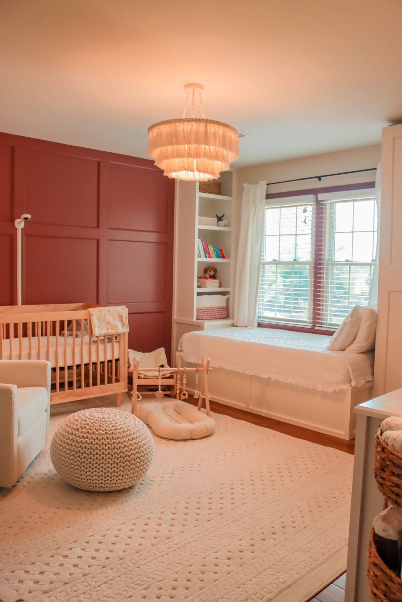 Nursery Must Haves 

Boho baby girl nursery 

Light fixture 
Rocking chair
Crib
Changing station
Daybed
Library 
Books
Snuggle me
Lounger 
Toy
Camera

#LTKBaby #LTKFamily #LTKBump