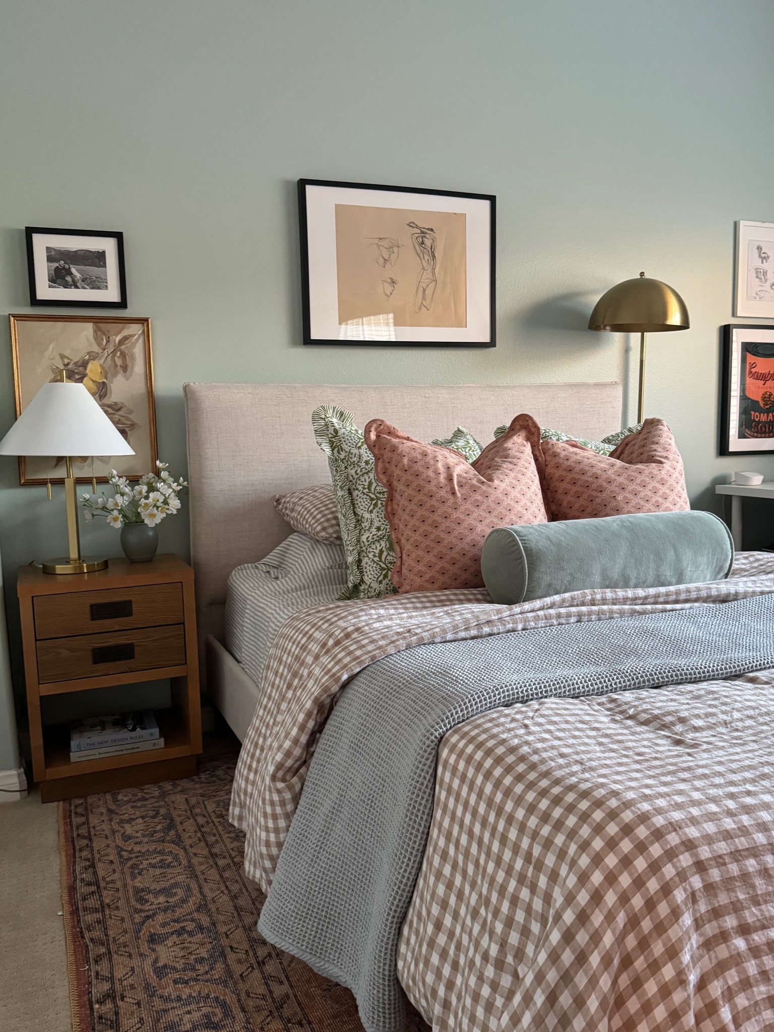 Little guest bedroom refresh! ❤️🌸

#LTKU #LTKHome #LTKStyleTip