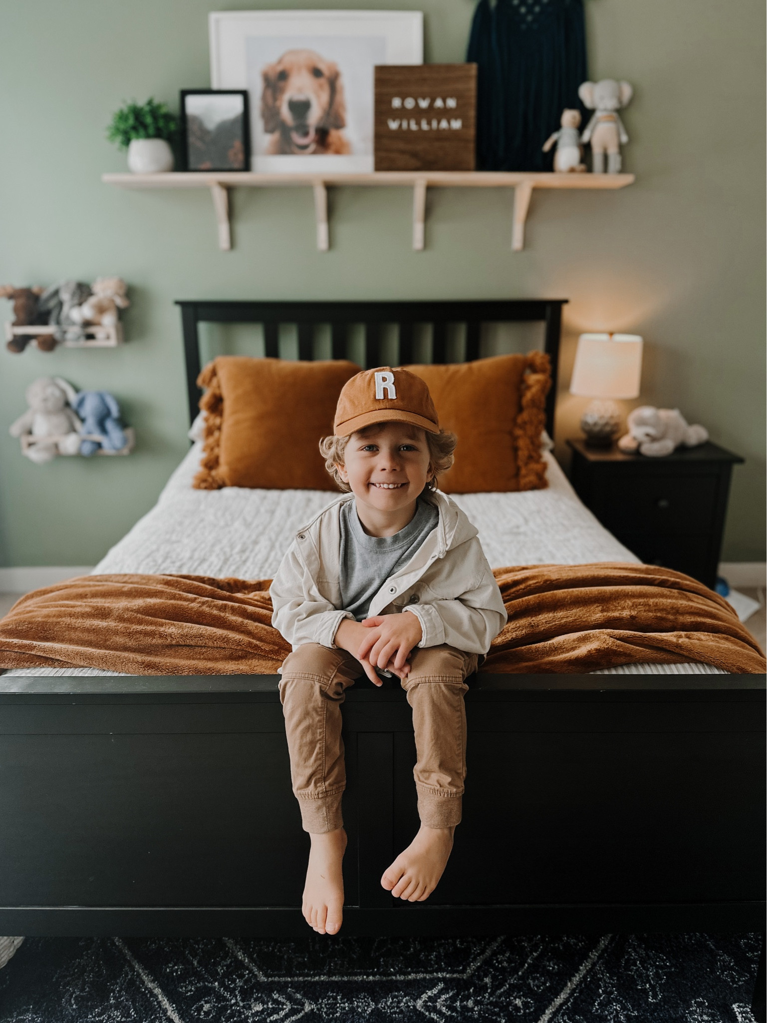 Shop R’s room 

#LTKunder100 #LTKkids #LTKhome