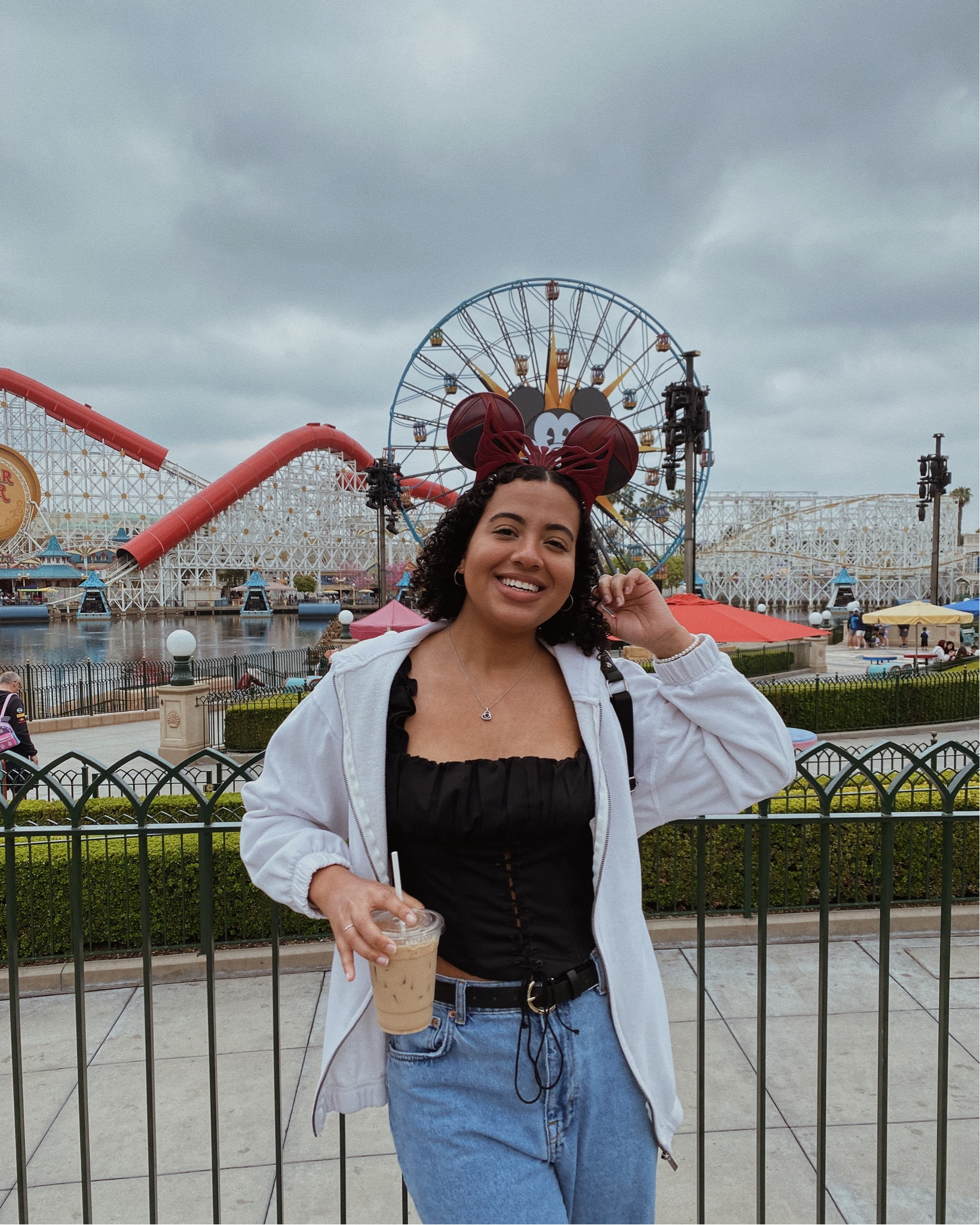 even disney knows how 🔥 my pixar

scarlet witch ears are from shopdisney

jeans are from zara & they are too big but super comfortable 😂