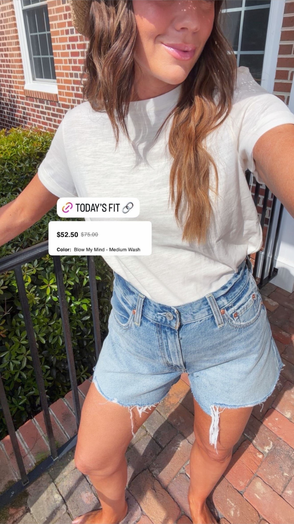 Levi’s denim shorts I love! In 26 for slouchy fit! Go up a full size! In xs tee

#LTKgrwm #LTKootd #LTKSaleAlert