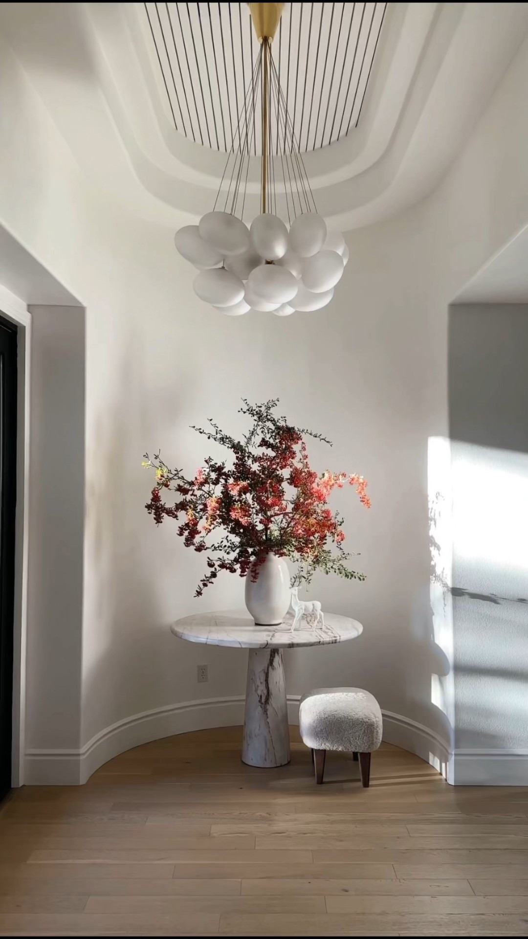 Entryway styling 

#LTKHoliday #LTKSeasonal #LTKHome