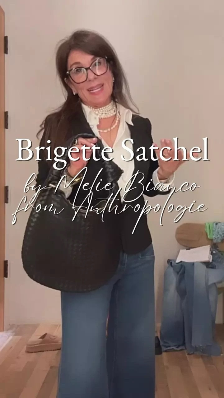 How cute is this Bridget Satchel?! 👜💕 It practically called my name! I’m usually all about the small bags, but with bigger bags making a comeback this season, I had to grab this one for the office. Perfect for stashing lunch, makeup, and all the essentials—and it even comes in a bigger size.

#LTKItBag #LTKTravel #LTKWorkwear