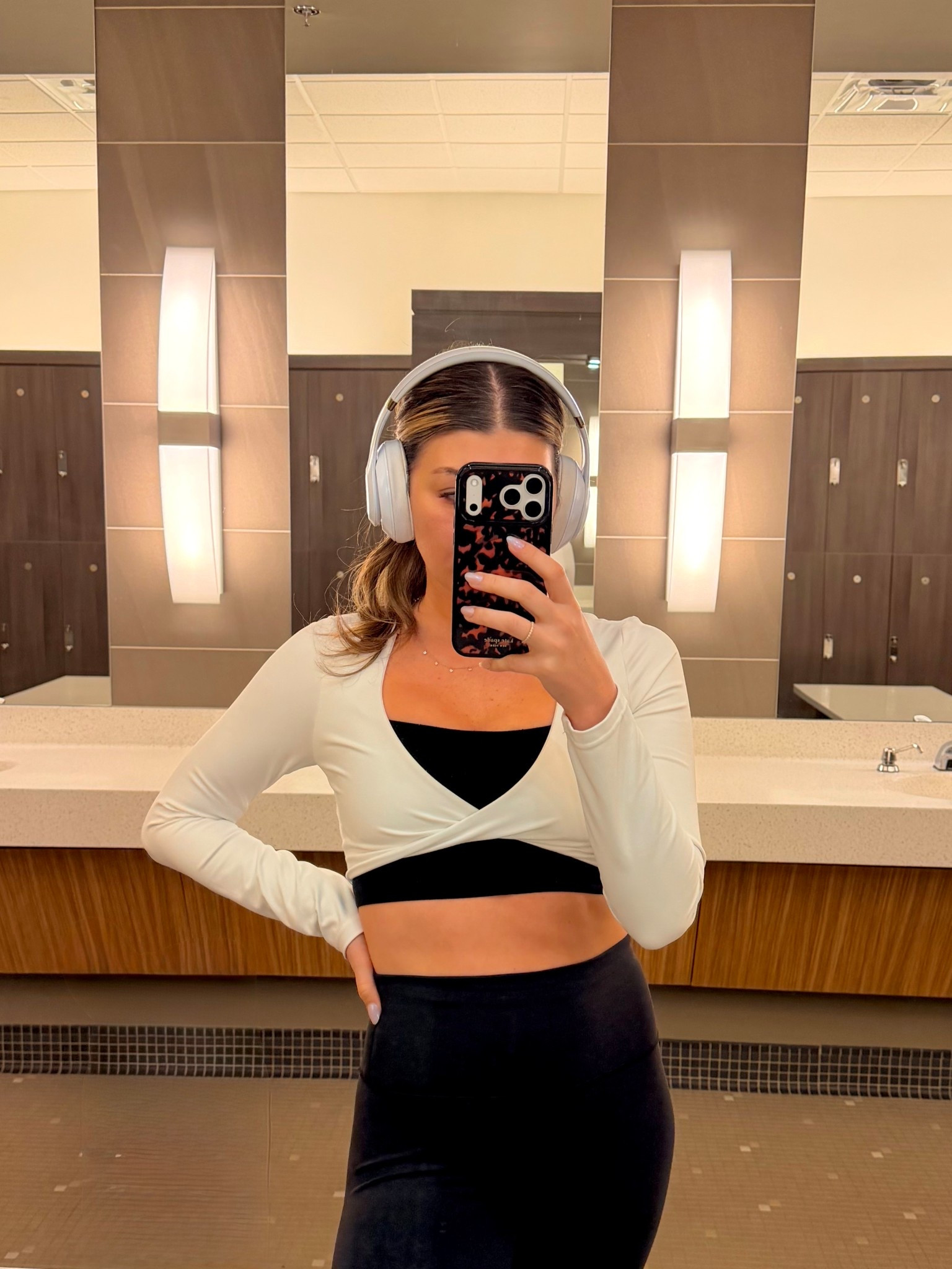Workout set | Amazon | Lululemon | Aerie

#LTKSaleAlert #LTKActive #LTKootd